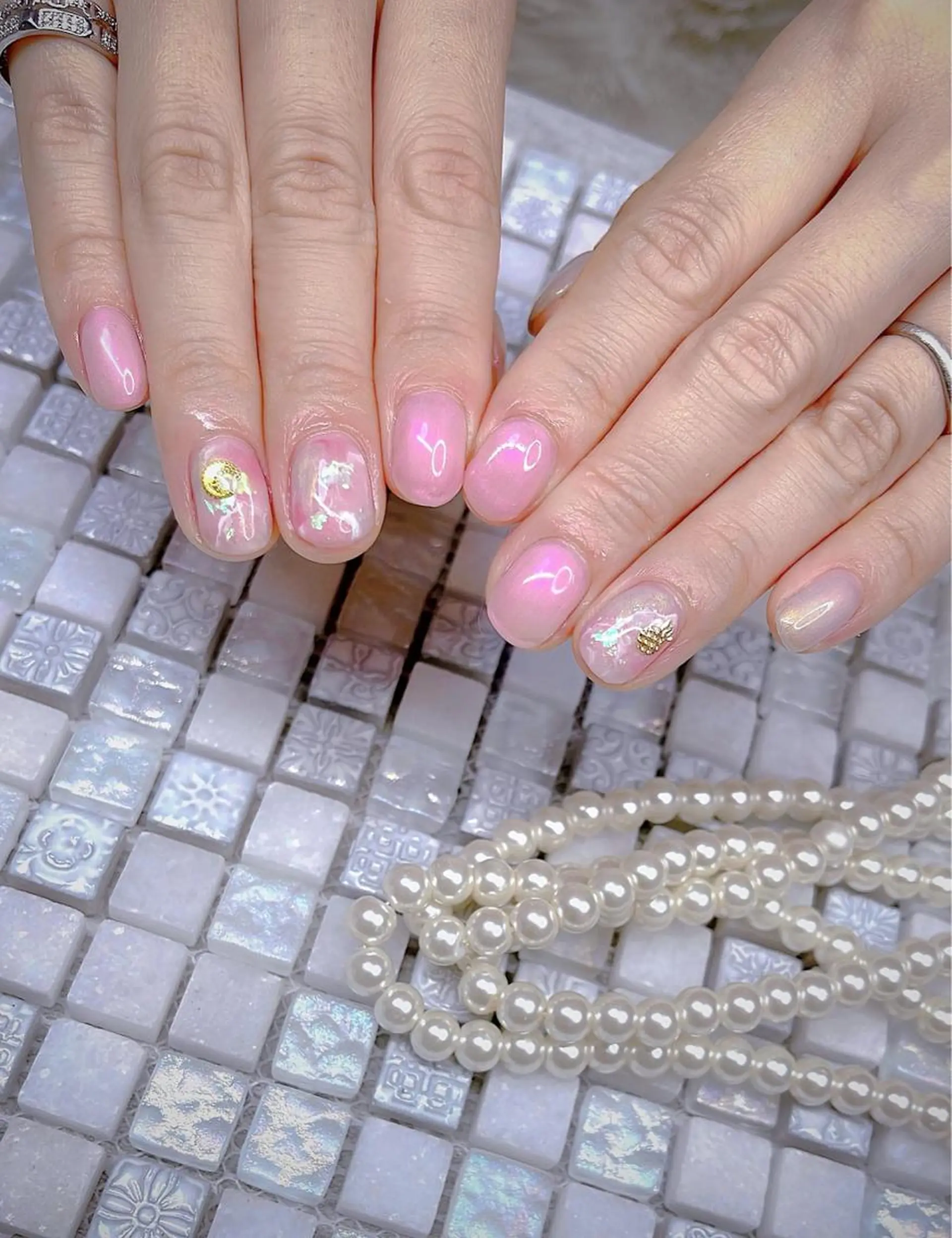 ミディアム めぐみのネイルサロン 惠のネイルデザイン