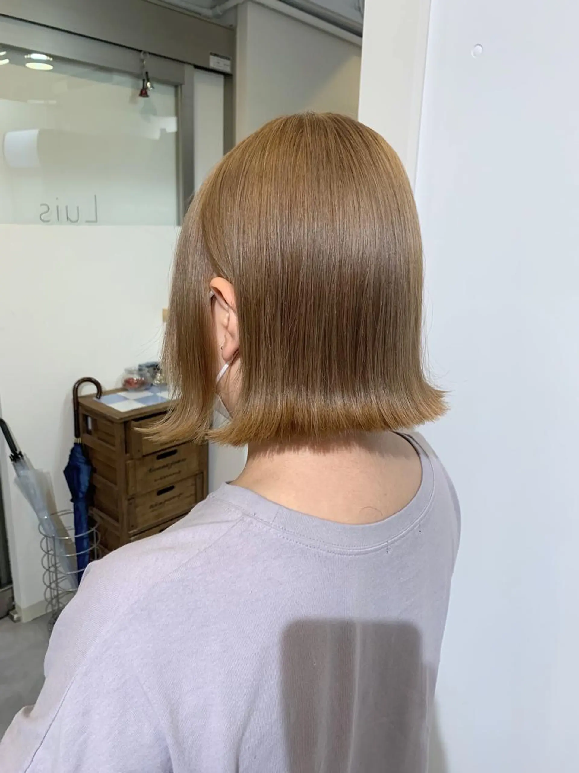 ショート 切りっぱなしボブ ボブ レイヤー×縮毛矯正 深見 拓のヘアスタイル