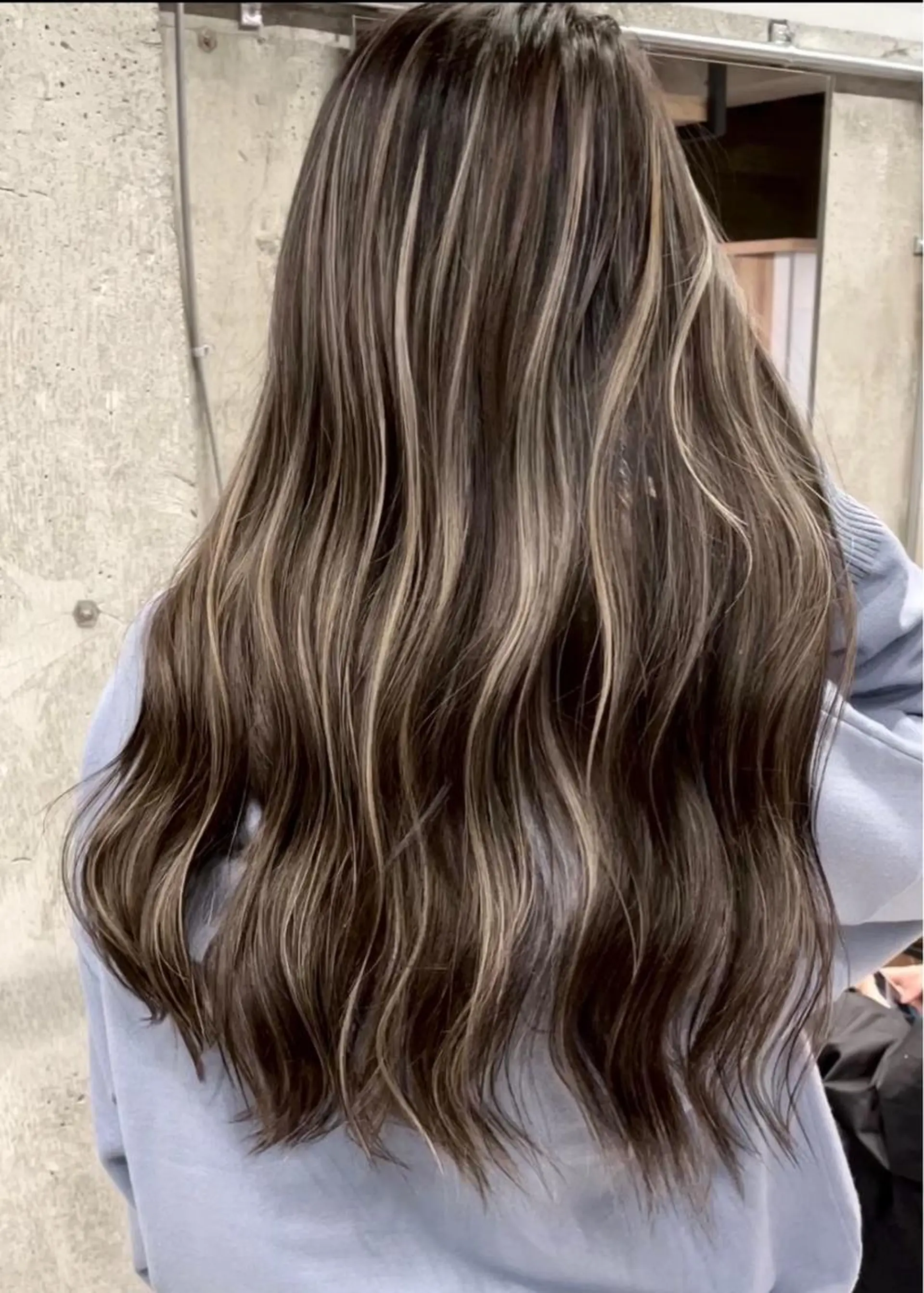 ロング カラー ハイライトカラー ハイライト ヘアカラー SALOWIN  原宿ash所属・タナカ タクヤのヘアスタイル