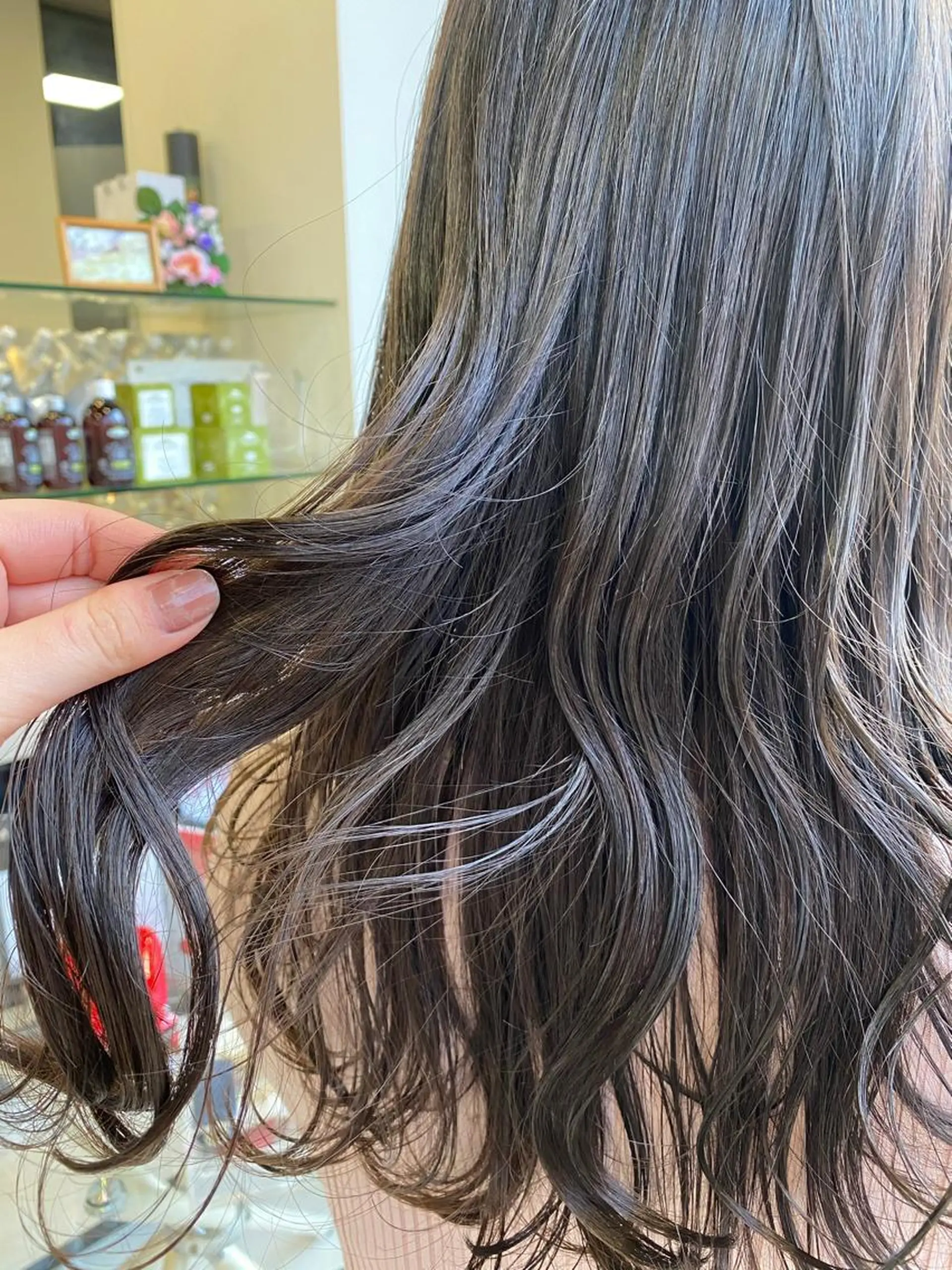 セミロング カラー カット ヘアカラー トリートメント ‎‪🩰 艶髪美髪 shiori🫧のヘアスタイル