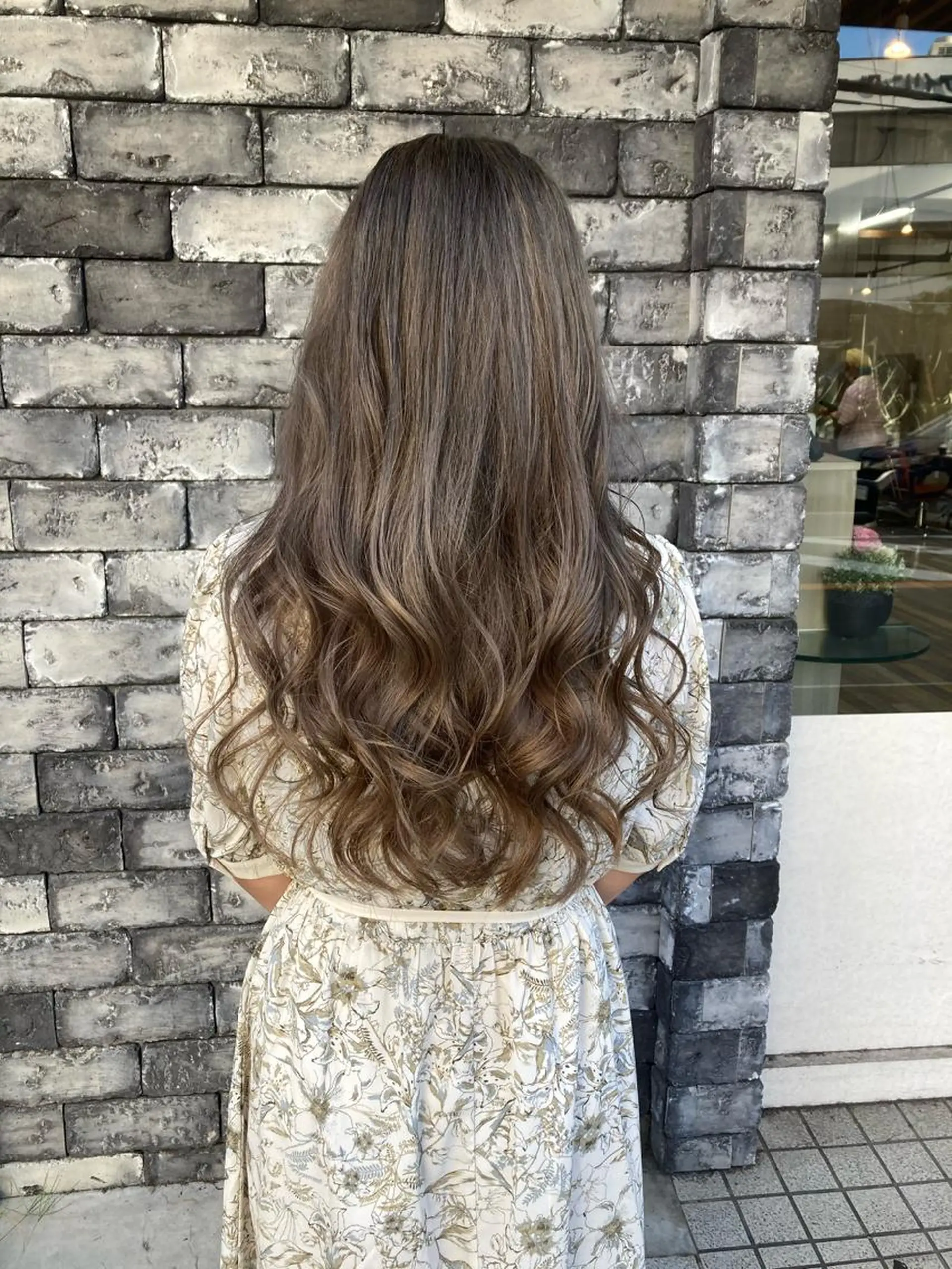 ロング カラー カット ヘアカラー トリートメント ヘアセット ✂️似合わせの魔術師 石田一樹✂️のヘアスタイル