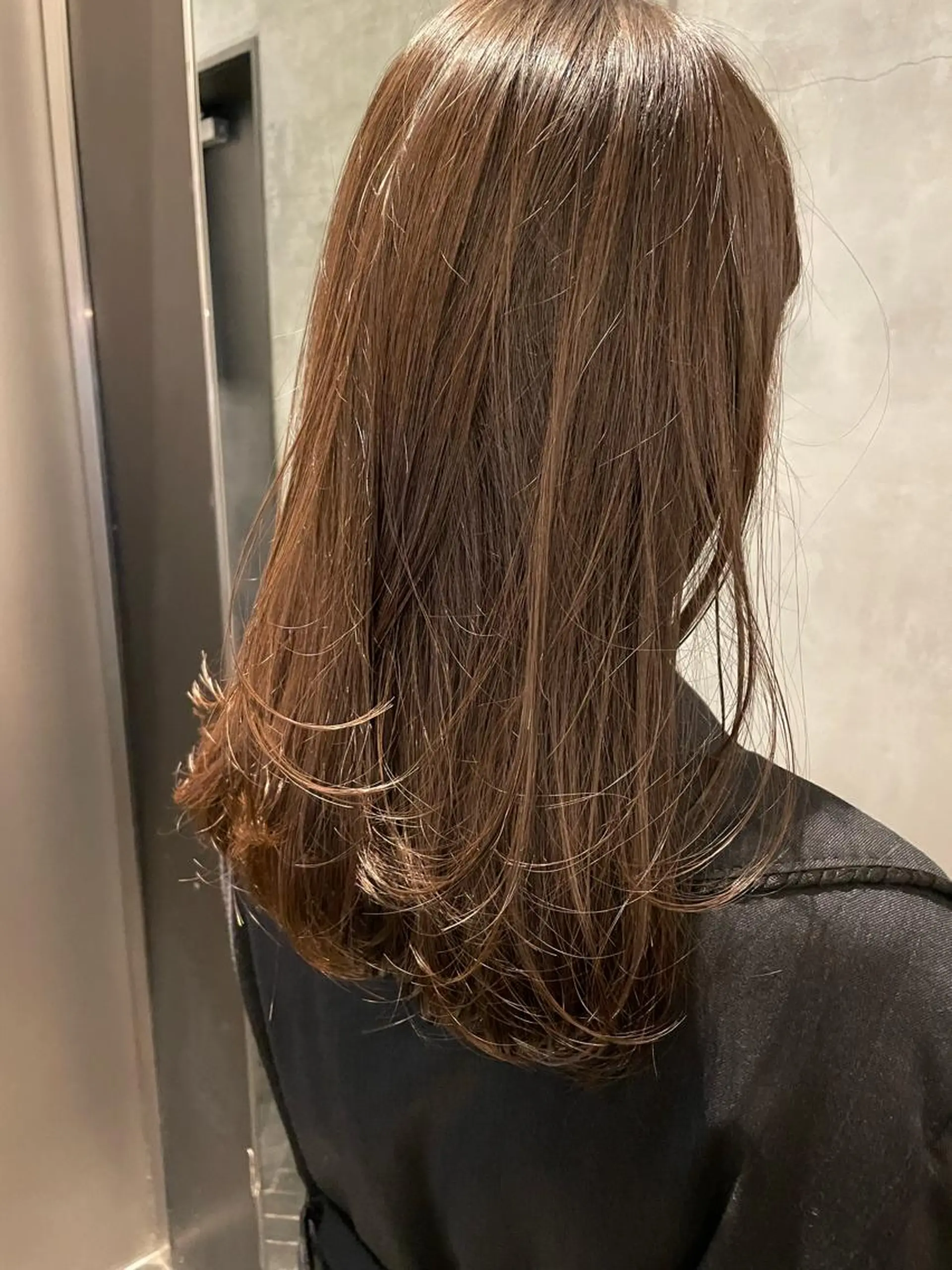 ミディアム カラー ベージュカラー OAK 学芸大学所属・秋葉萌　透明感カラー /レイヤー/ボブ♡のヘアスタイル