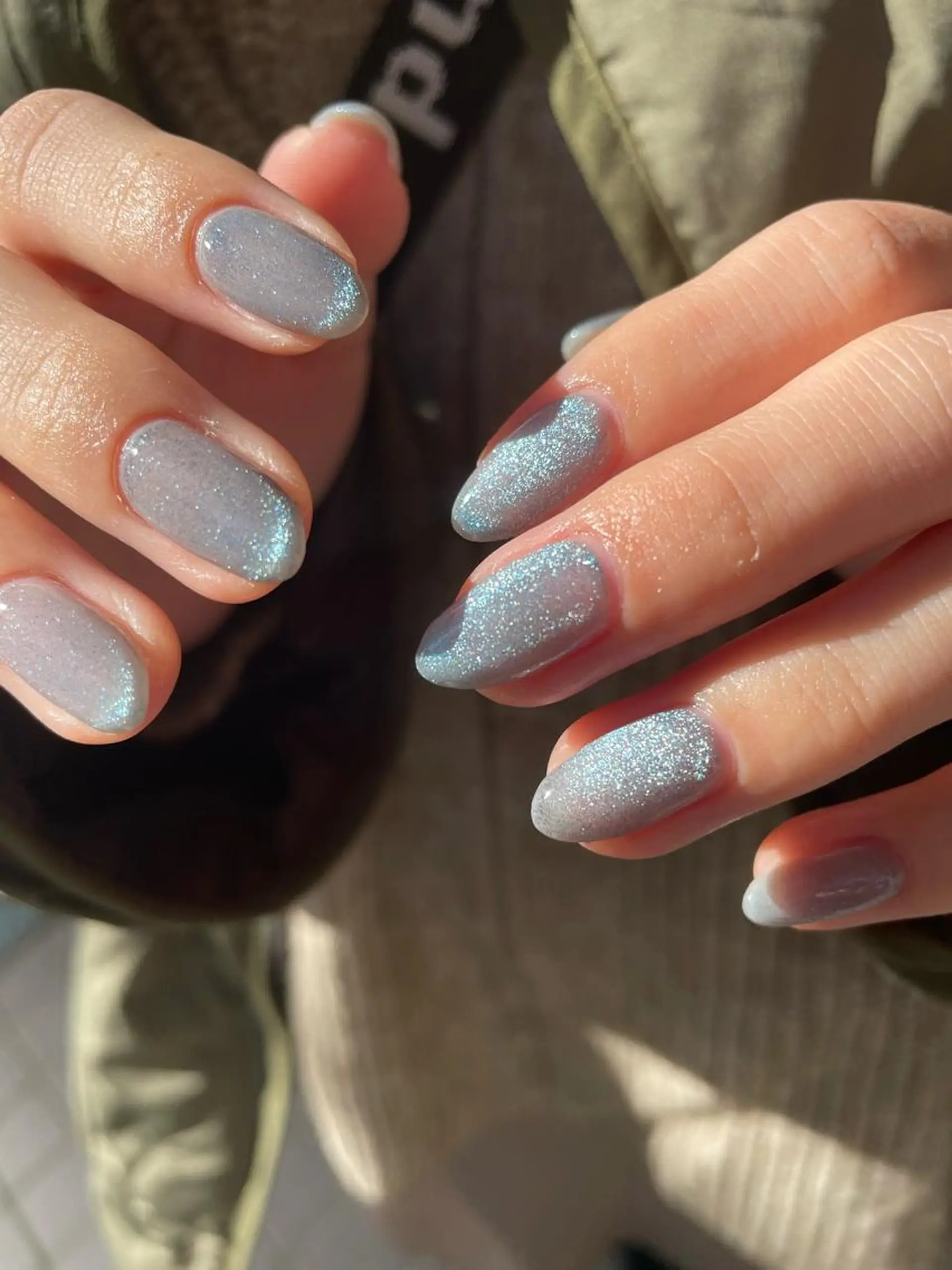 ネイル マグネットネイル ハンドネイル Me d'eau所属・Me d'eau Rinaのネイルデザイン