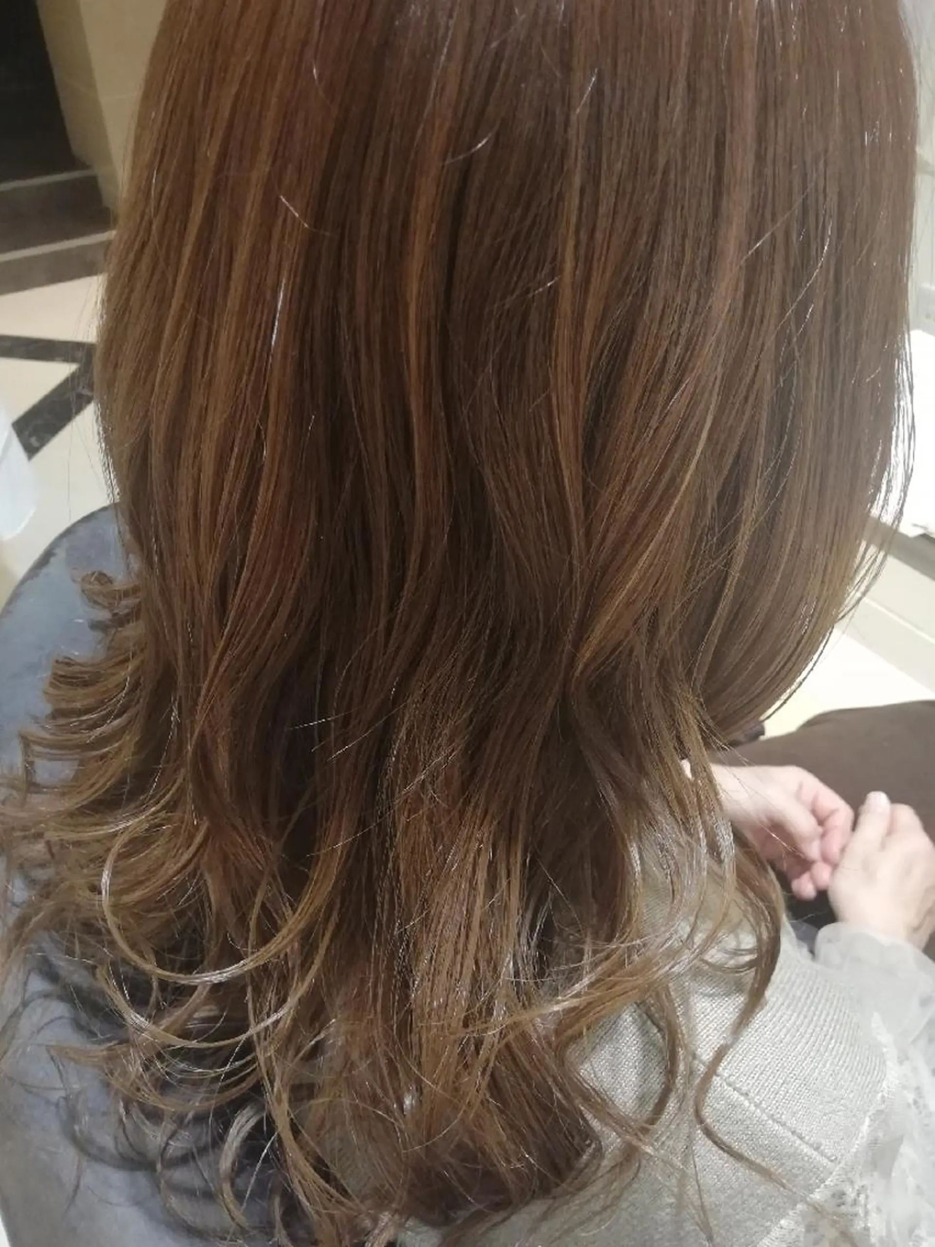 カラー パーマ ヘアアレンジ ロング ドゥワドフェパマル所属・畠村 美智子のヘアスタイル