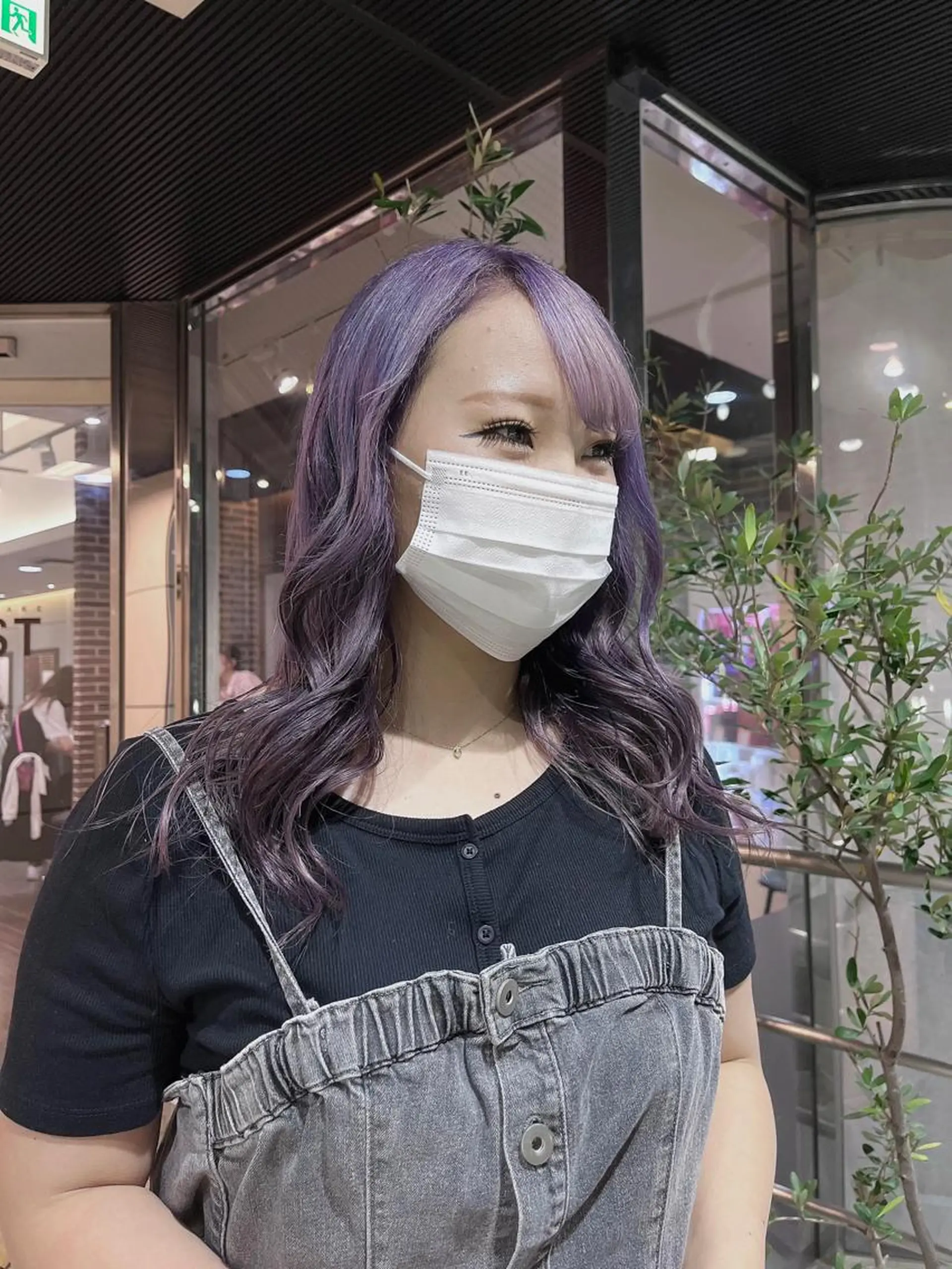 カラー ベージュカラー 黒髪 ブリーチ ブルーカラー ブルーブラック ヘアカラー 酸性ストレート 🤍🎀honokaのヘアスタイル