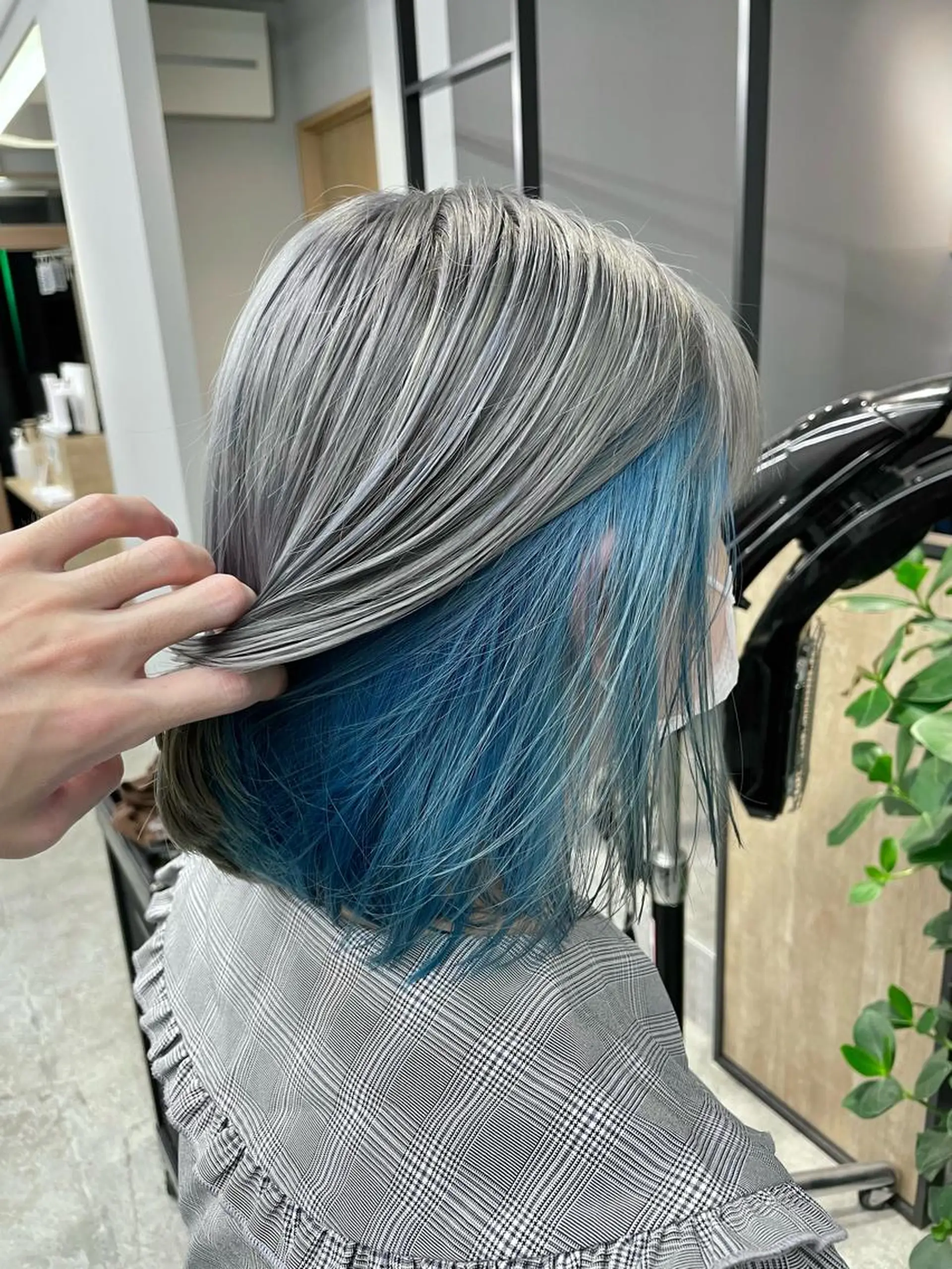 ミディアム カット ヘアカラー SAEKI【ior 】北千住店ブリーチのヘアスタイル