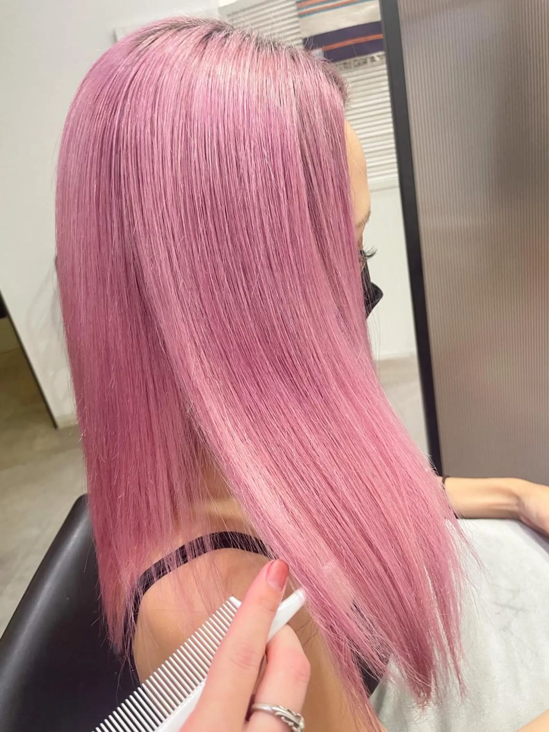 セミロング カラー ヘアアレンジ ピンクカラー ホワイトピンク ヘアカラー トリートメント BANK'S hair所属・💐ケラチン 髪質改善寺坂雄飛💐のヘアスタイル