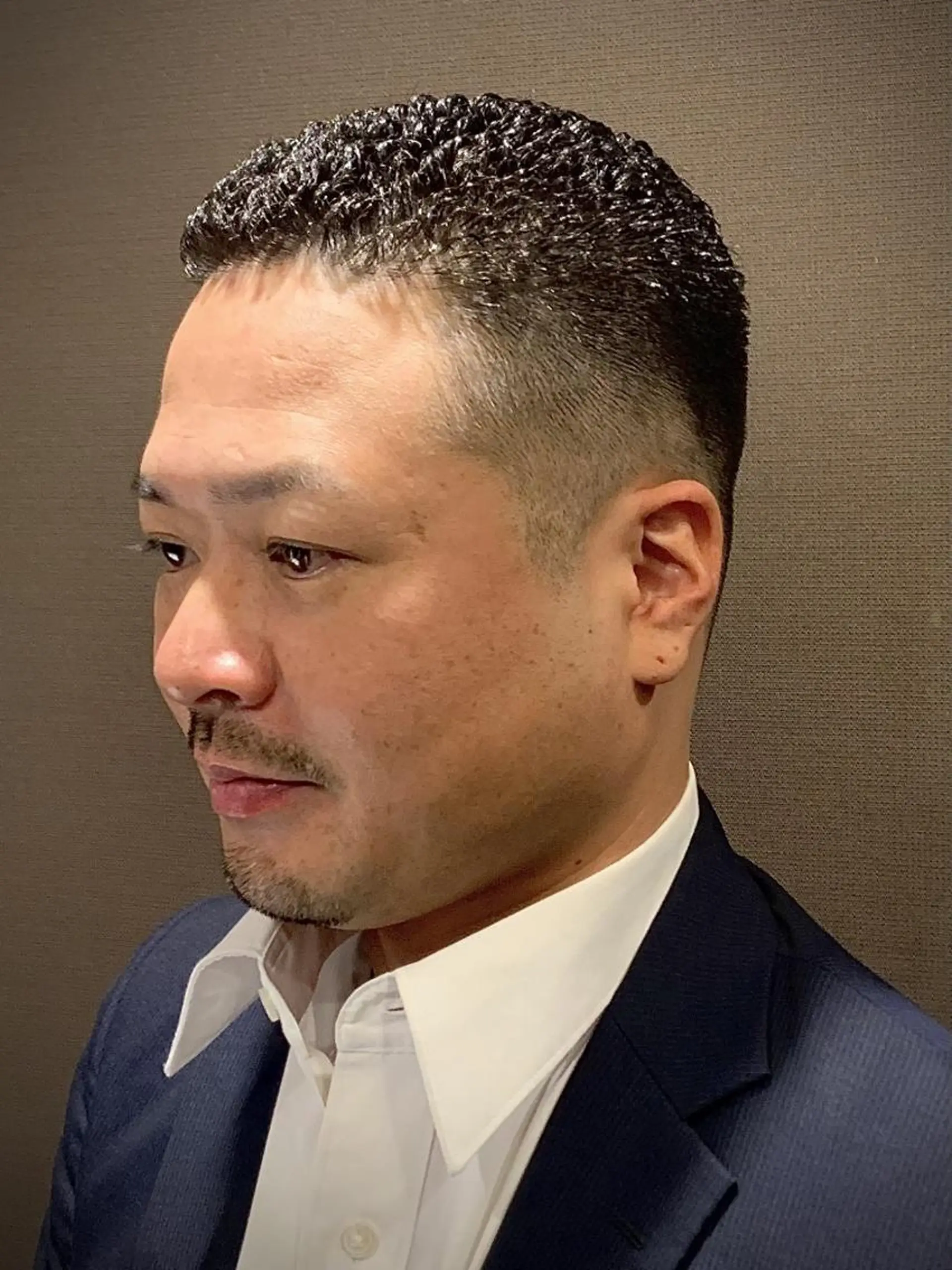 パーマ メンズ フェードカット 茂木 太郎のヘアスタイル