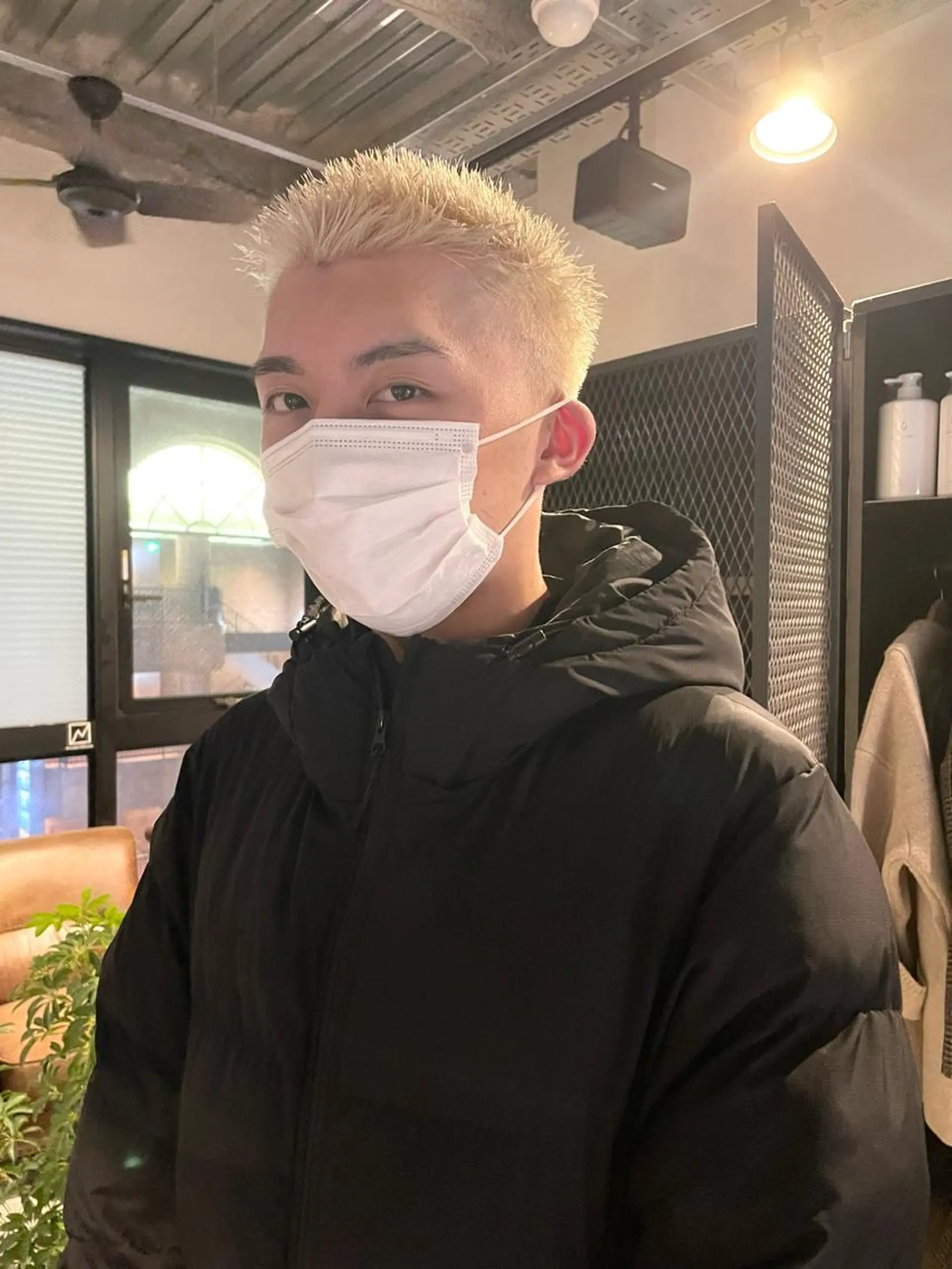 ショート カラー メンズ ヘアカラー トリートメント メンズヘア/レイヤー /ボブ山内春輝のヘアスタイル