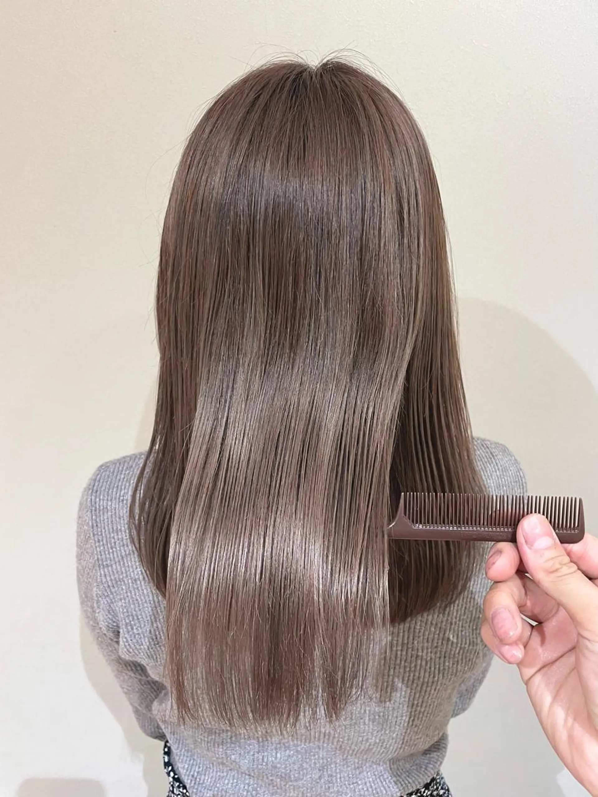 ミディアム カット 縮毛矯正 トリートメント 向井 涼太朗のヘアスタイル