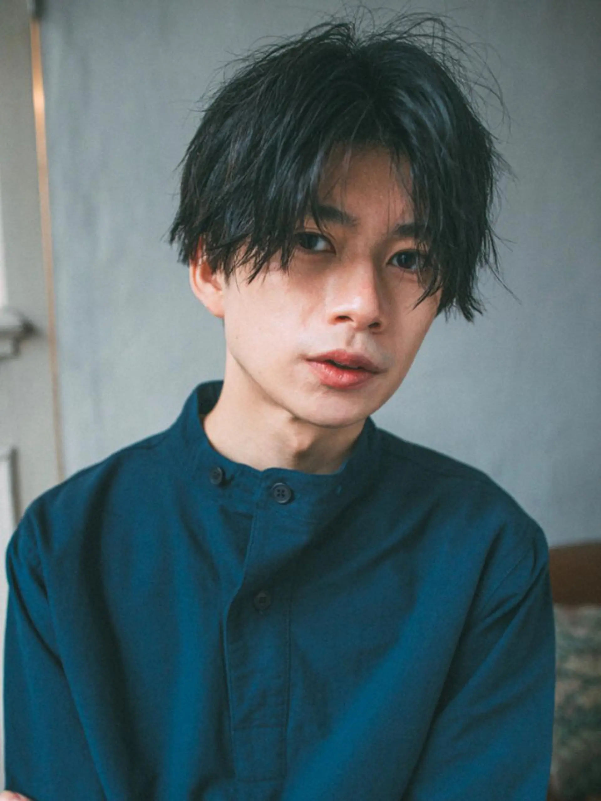 ショート カラー ブリーチ ケアブリーチ 透明感カラー ダブルカラー イヤリングカラー ブリーチなしWカラー /酸性ストレート河本のヘアスタイル