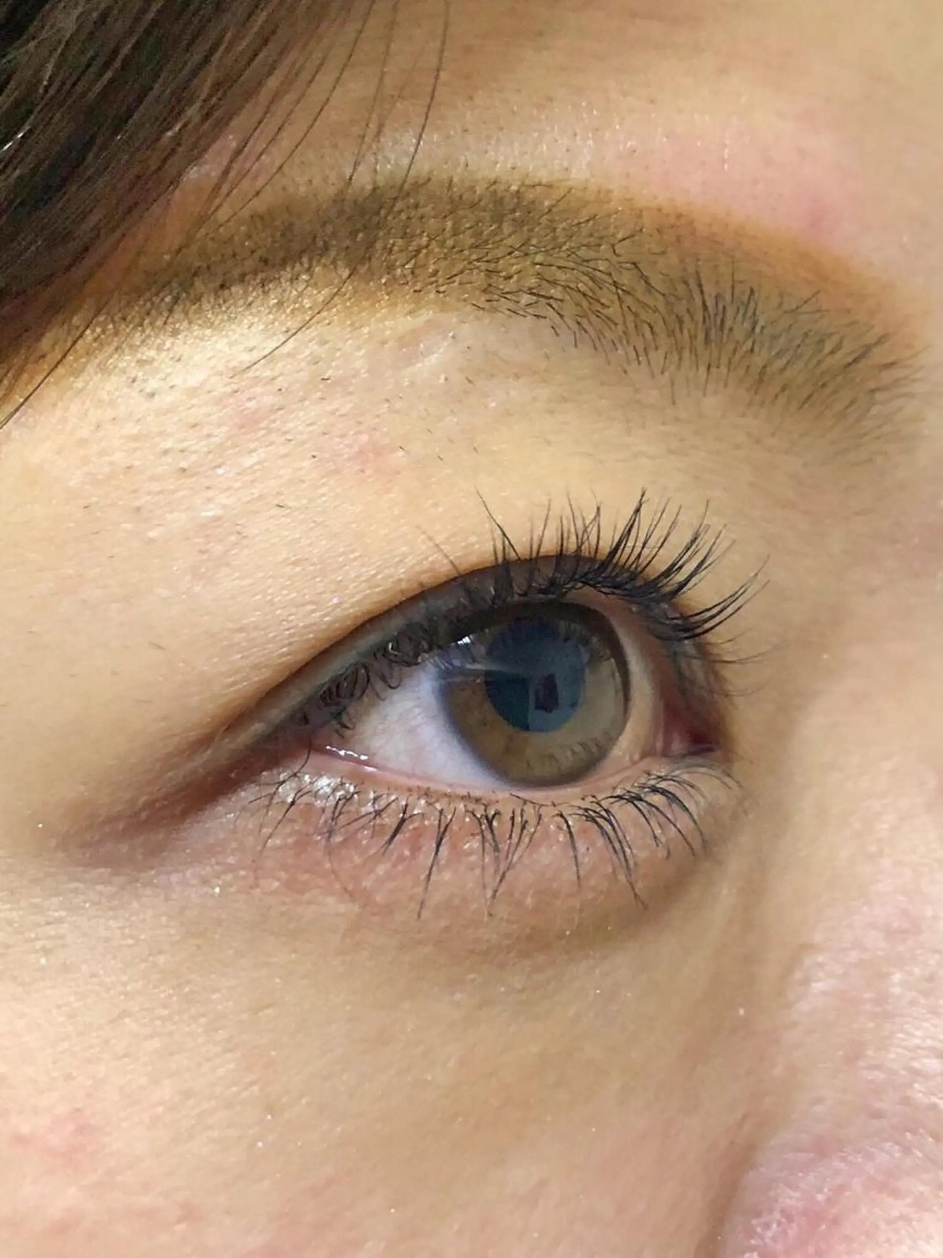 マツエク・マツパ vi viのヘアスタイル