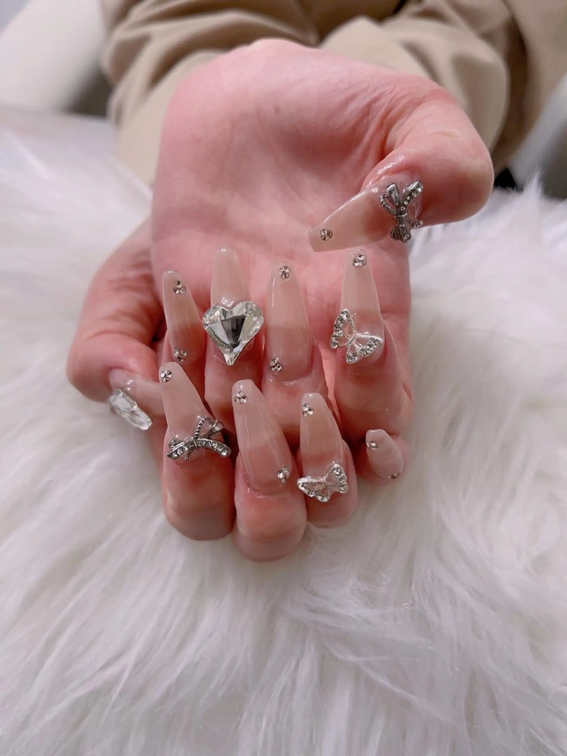 ネイル 菲菲ネイルサロン所属・FF フィフィネイルサロンのネイルデザイン