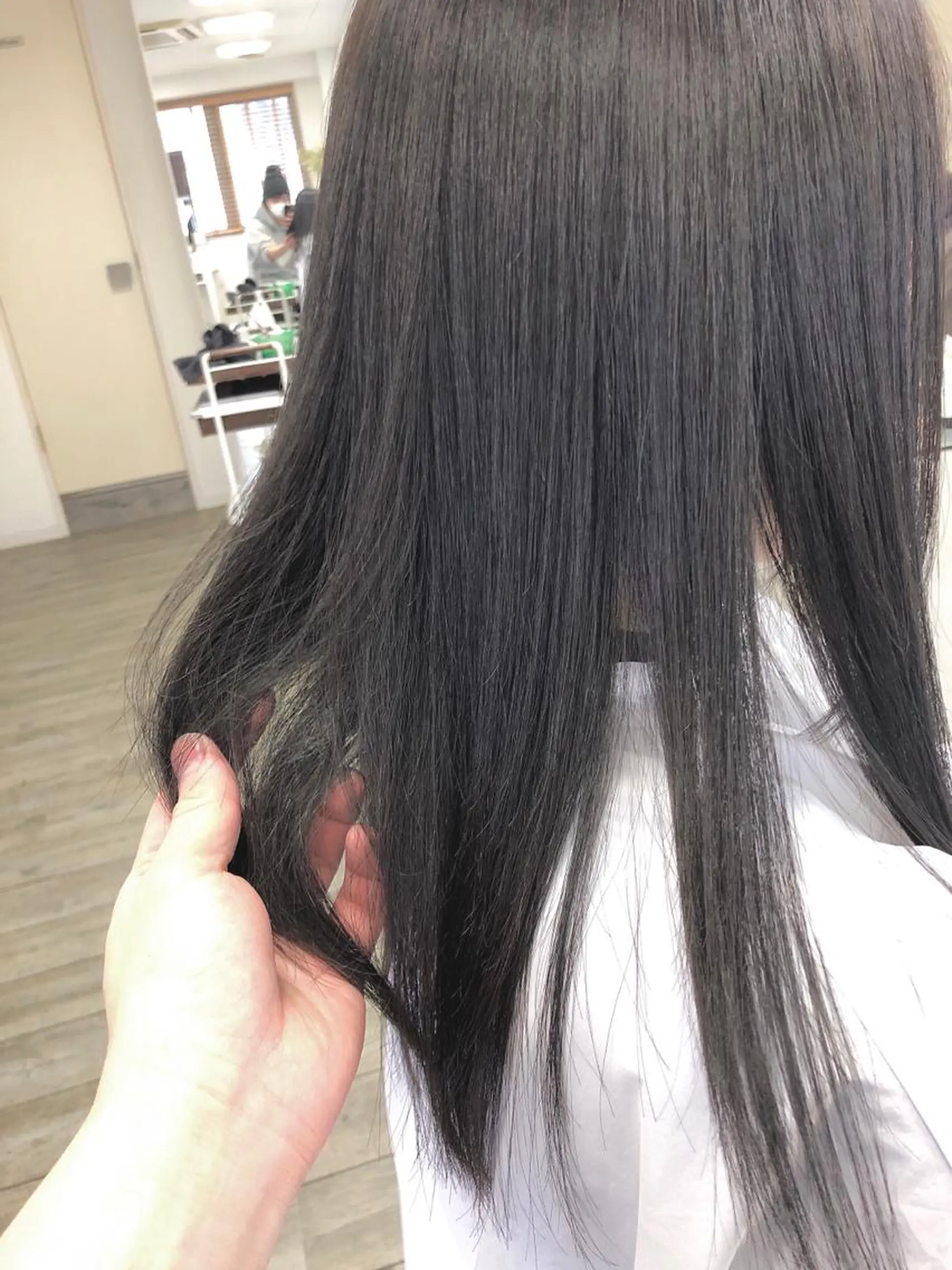 ミディアム カット ヘアカラー トリートメント 菊地 聖のヘアスタイル