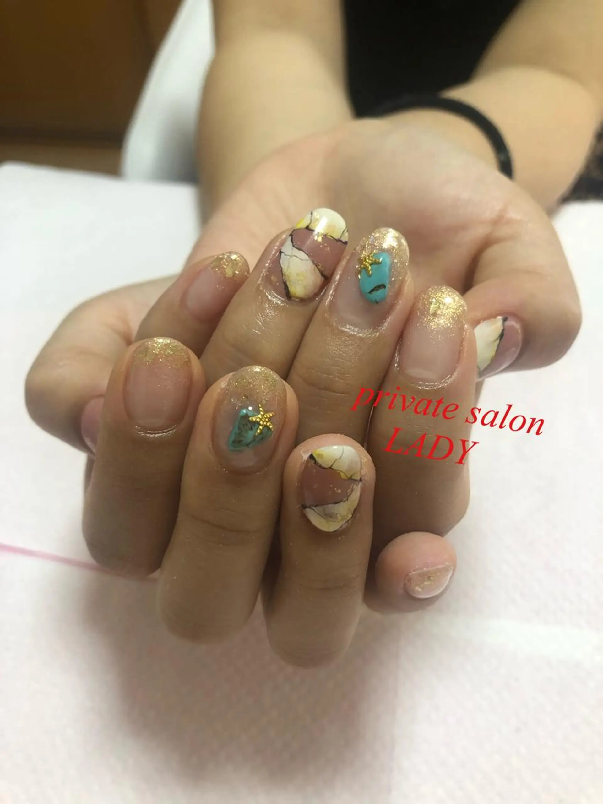 ネイル ハンドネイル 桜田 麻菜のネイルデザイン