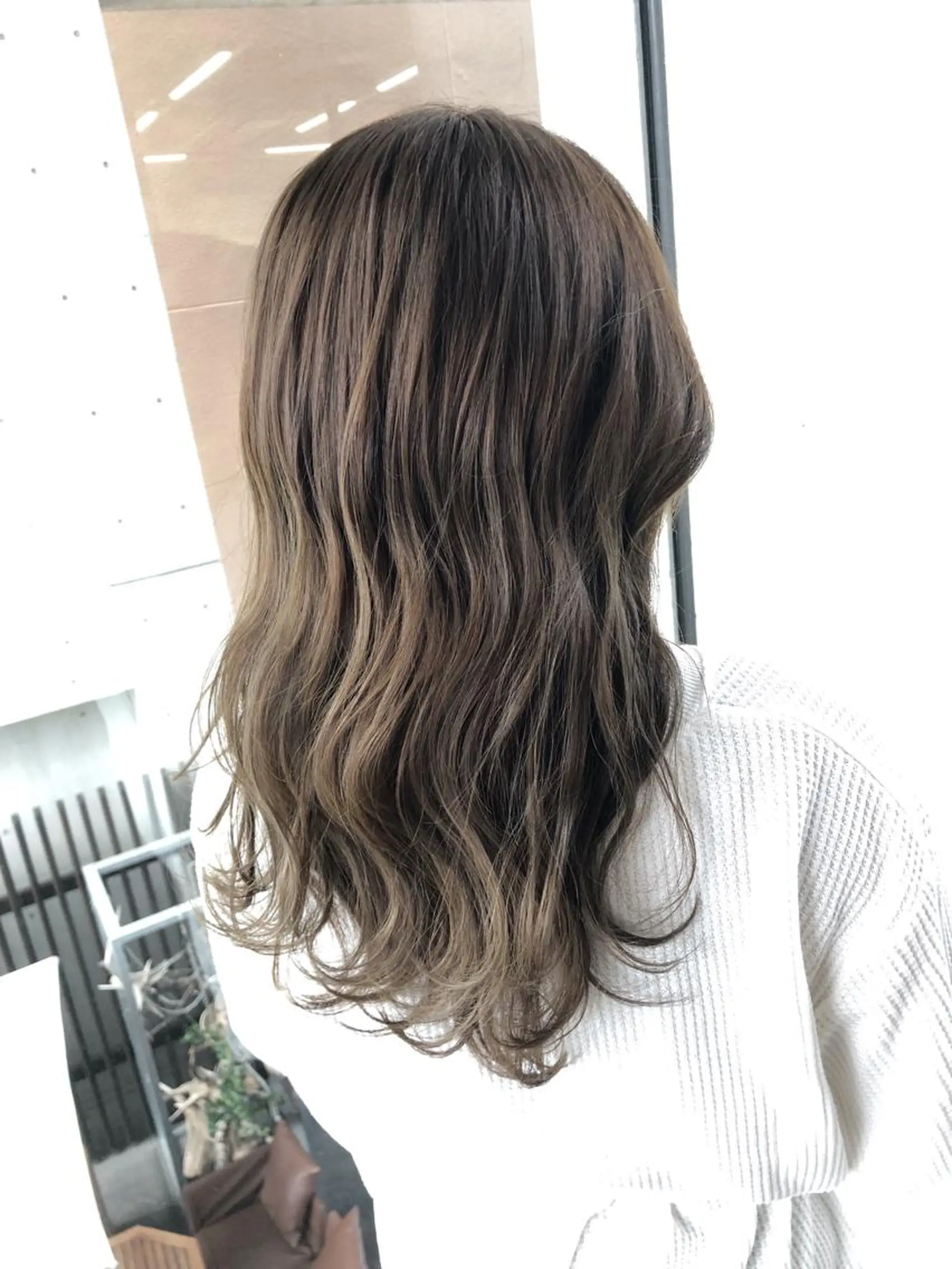 ロング ヘアカラー トリートメント 八谷 将平のヘアスタイル