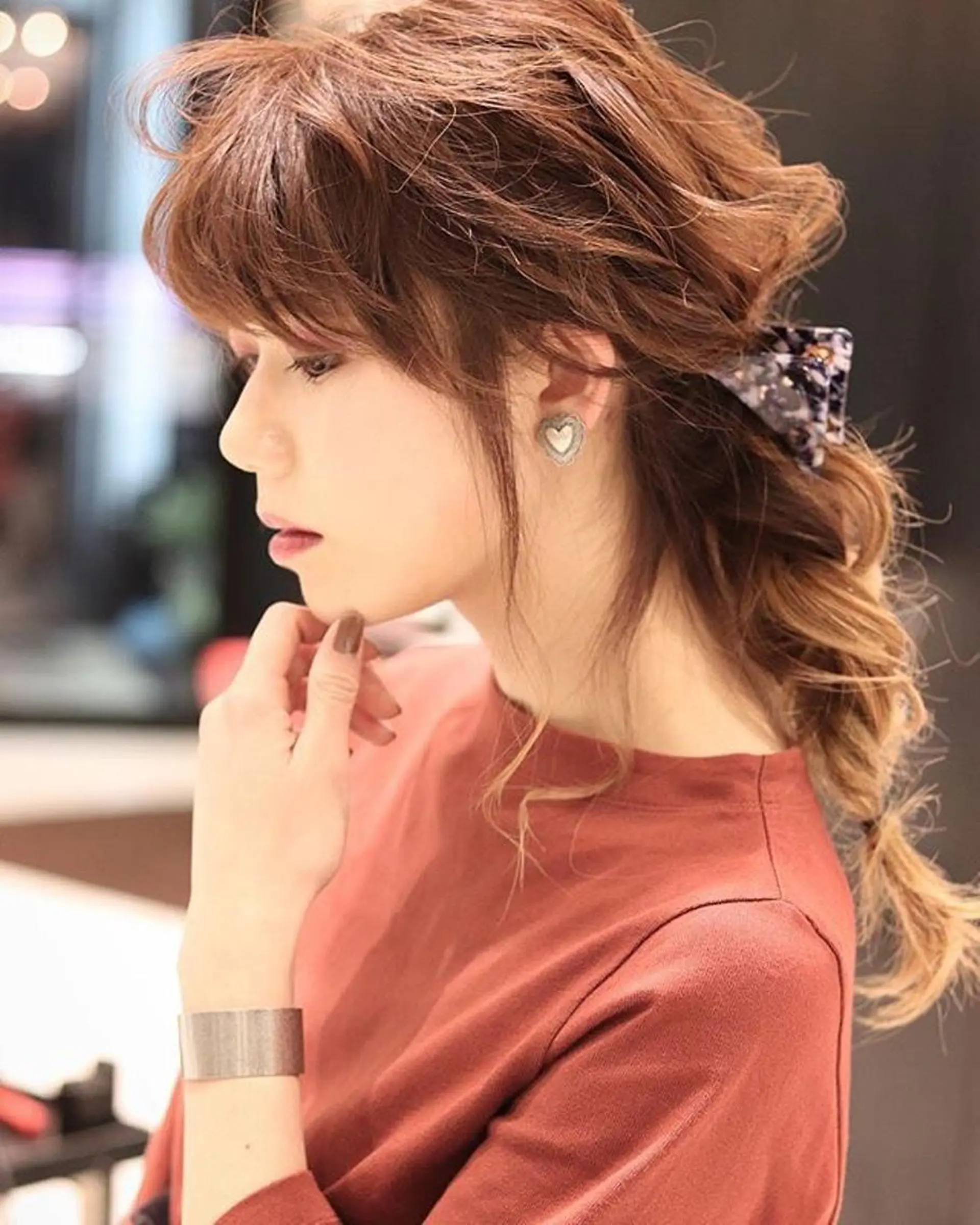 セミロング ヘアアレンジ graxi'    グラシー所属・ブリーチ/ハイトーン SERINAのヘアスタイル