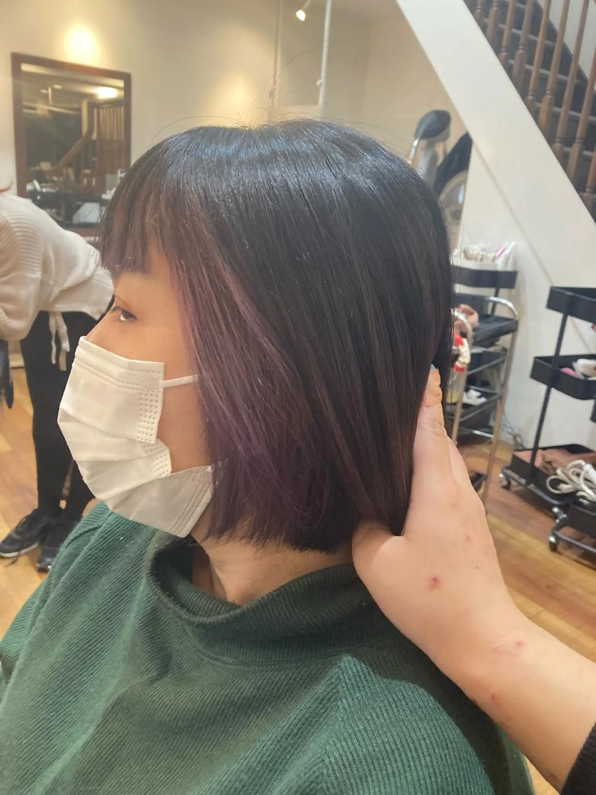 ミディアム カラー インナーカラー ピンクカラー MOLLASALON 浅香山店所属・髪質改善カラー 縮毛矯正🤍辻桃加のヘアスタイル