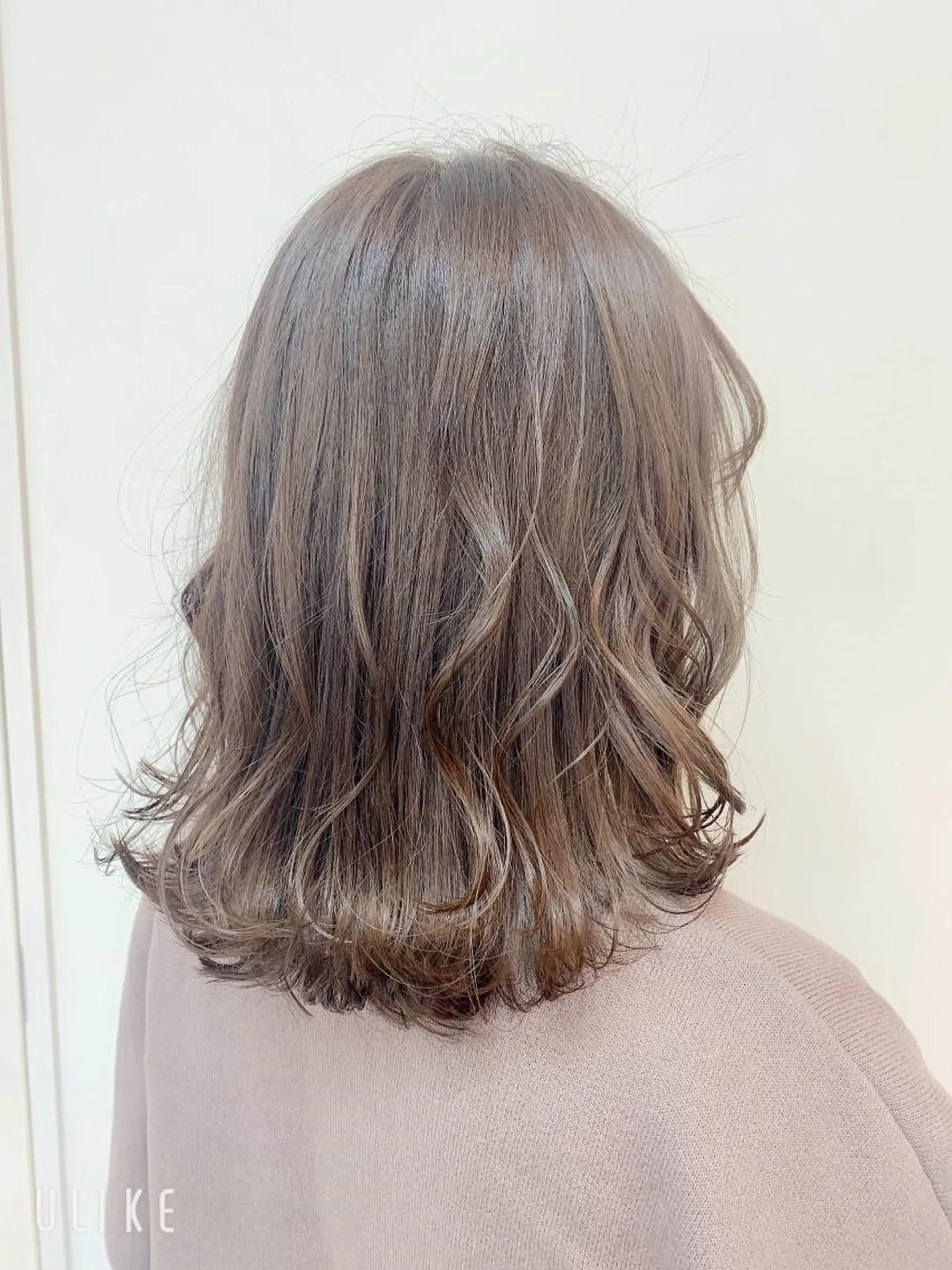 ミディアム カラー ヘアアレンジ ベージュカラー オリーブベージュ ecru🕊️堀内 眞帆のヘアスタイル