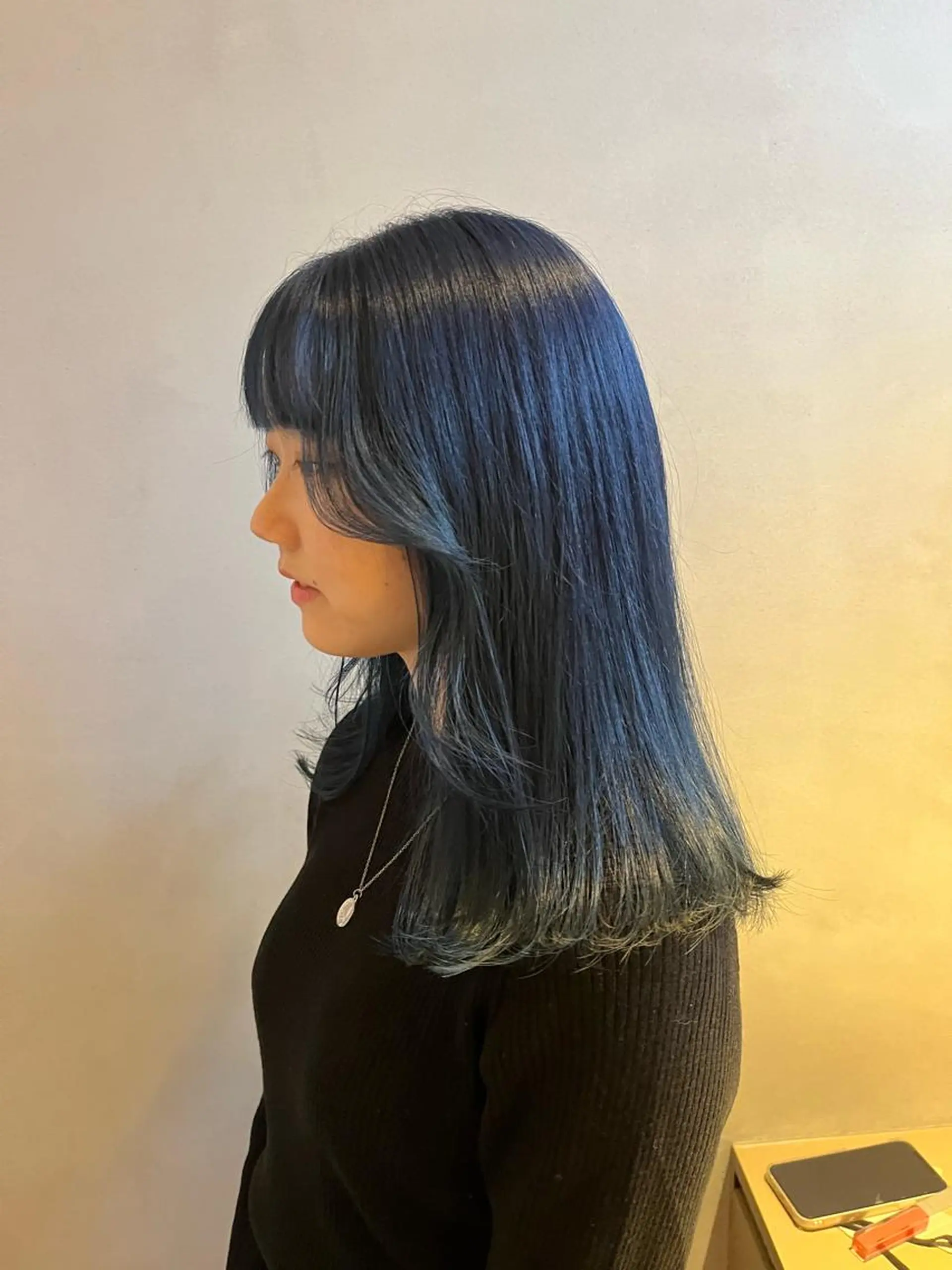 ミディアム カラー ブリーチ ブルーカラー 韓国風ヘア ヘアカラー トリートメント 🩷ハイトーン透明感 レイヤー🩷ユリカのヘアスタイル