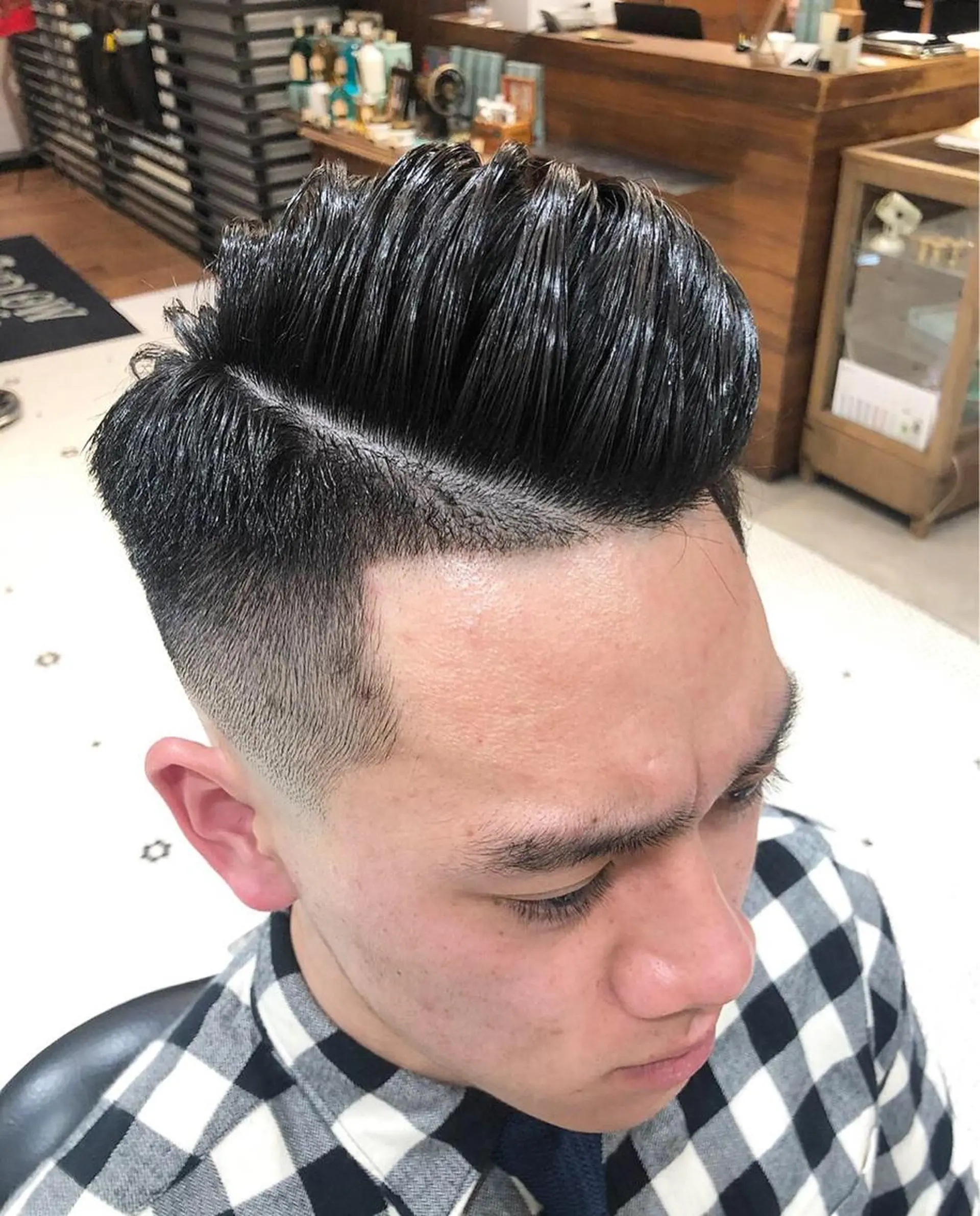 パーマ メンズ THE AWESUM所属・メンズスタイル強化中 TONNY（トニー）のヘアスタイル