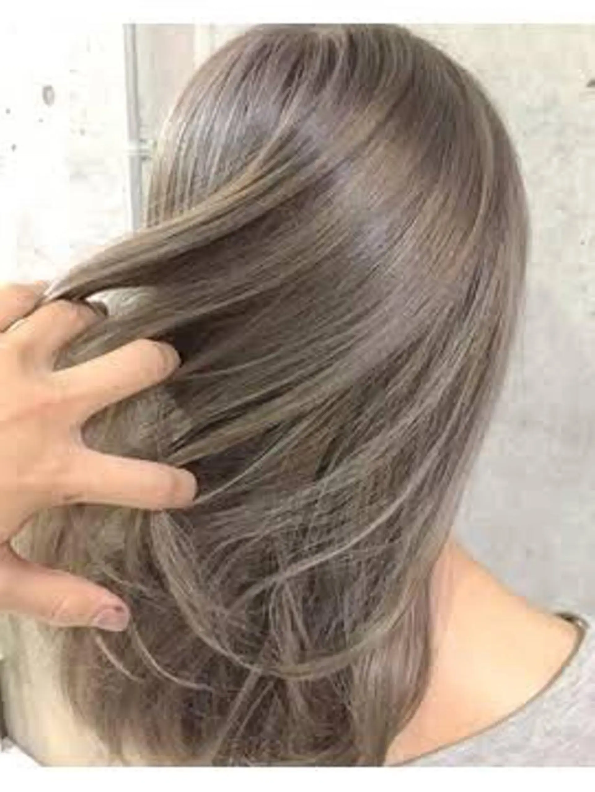 セミロング カラー カット ヘアカラー 縮毛矯正 トリートメント INCE HAIR インスヘアー所属・INCE HAIRのヘアスタイル