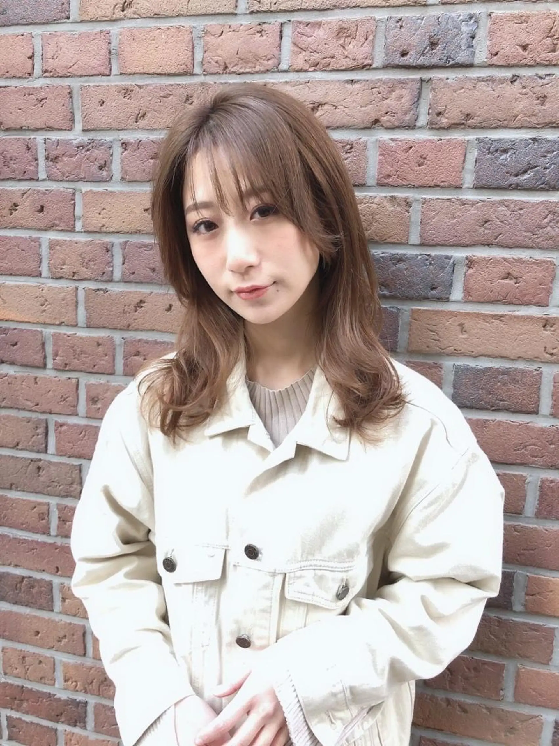 セミロング カラー ヘアアレンジ 冨岡 千尋のヘアスタイル