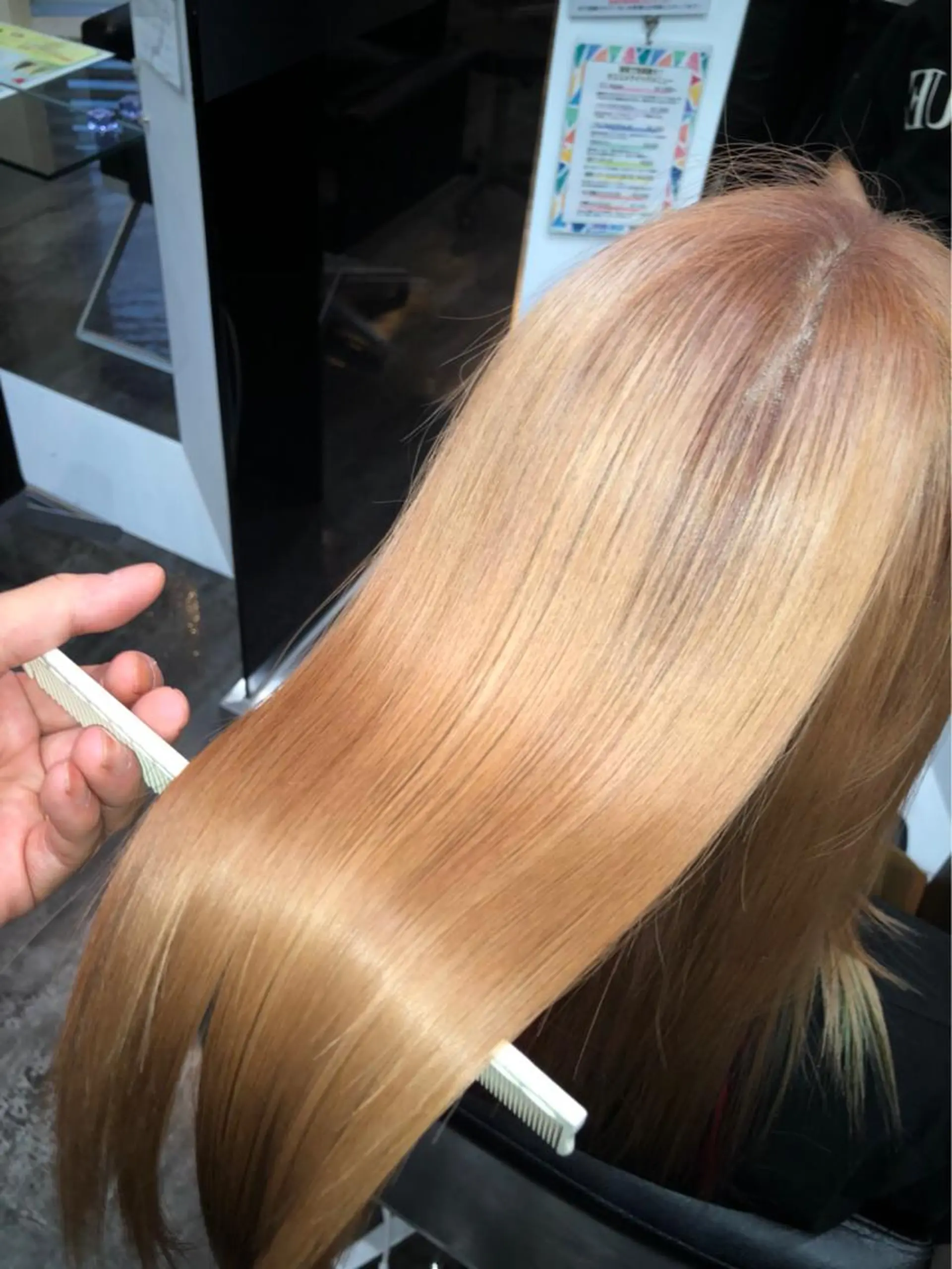 セミロング トリートメント Riches by ENVY 西宮北口　リシェス バイ エンヴィー所属・SARA / 髪質改善/西宮北口のヘアスタイル