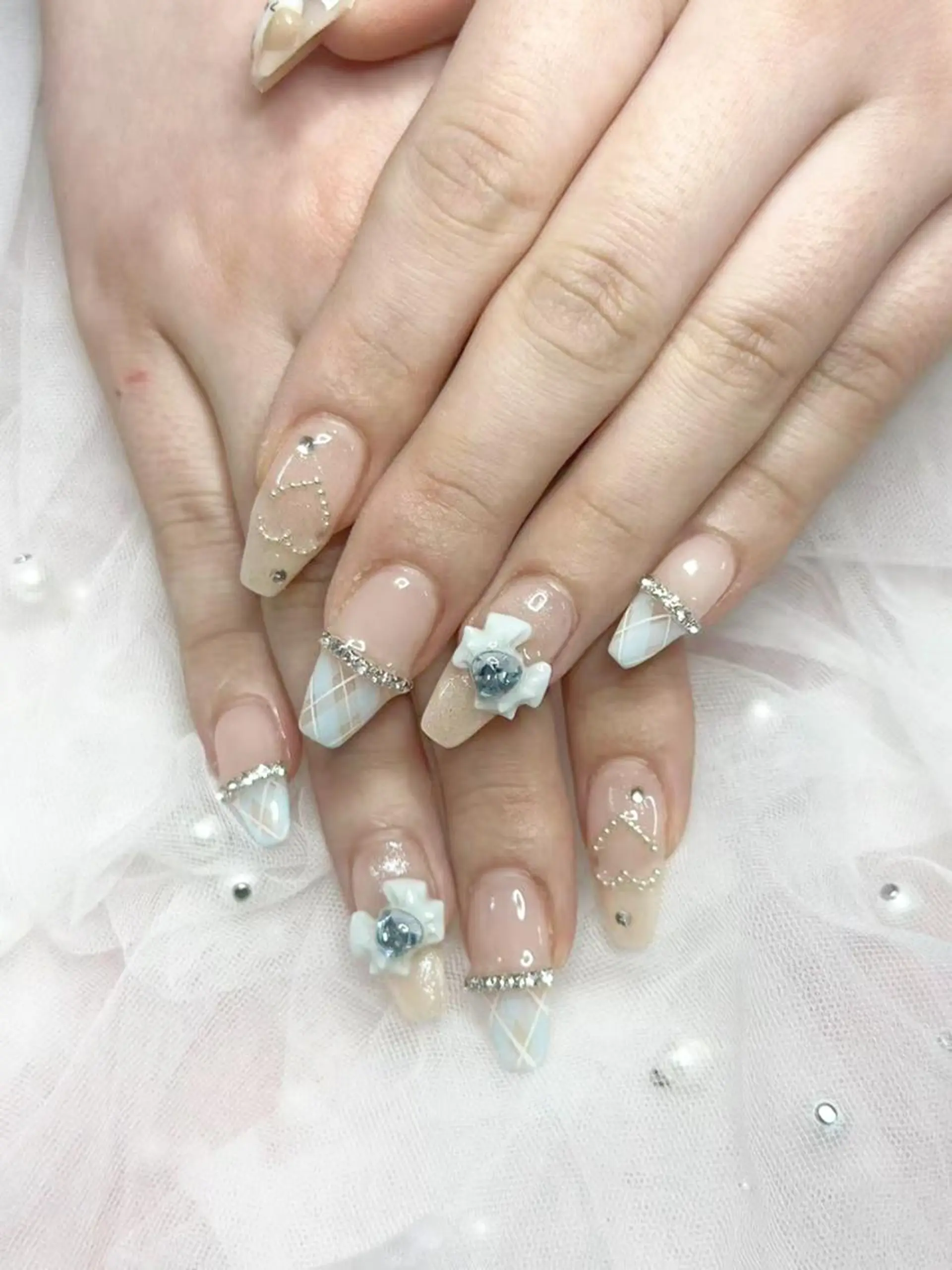 ネイル ハンドネイル 🎀シズカ nail🎀のネイルデザイン