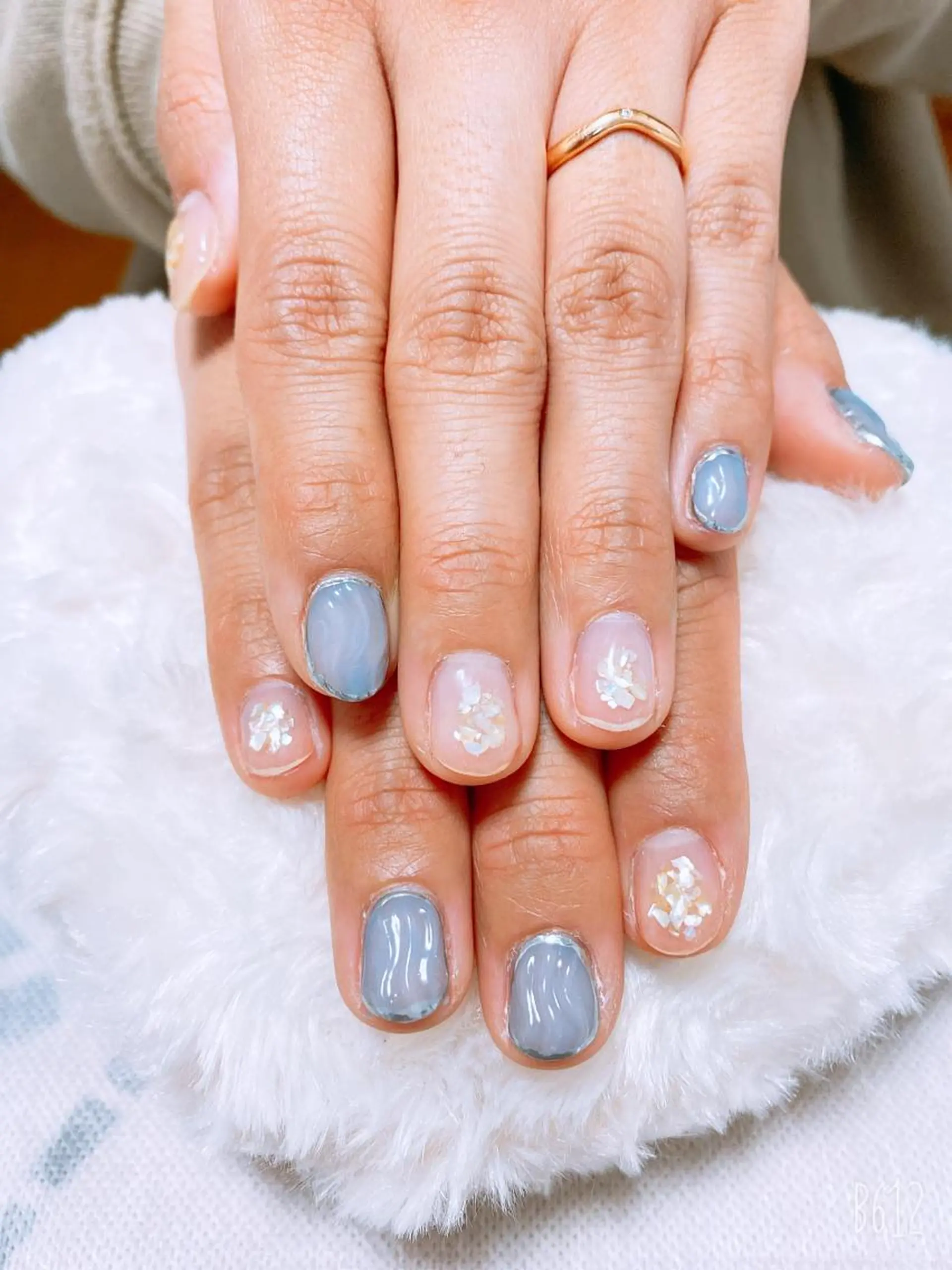 ネイル The Best Beauty受付担当のヘアスタイル