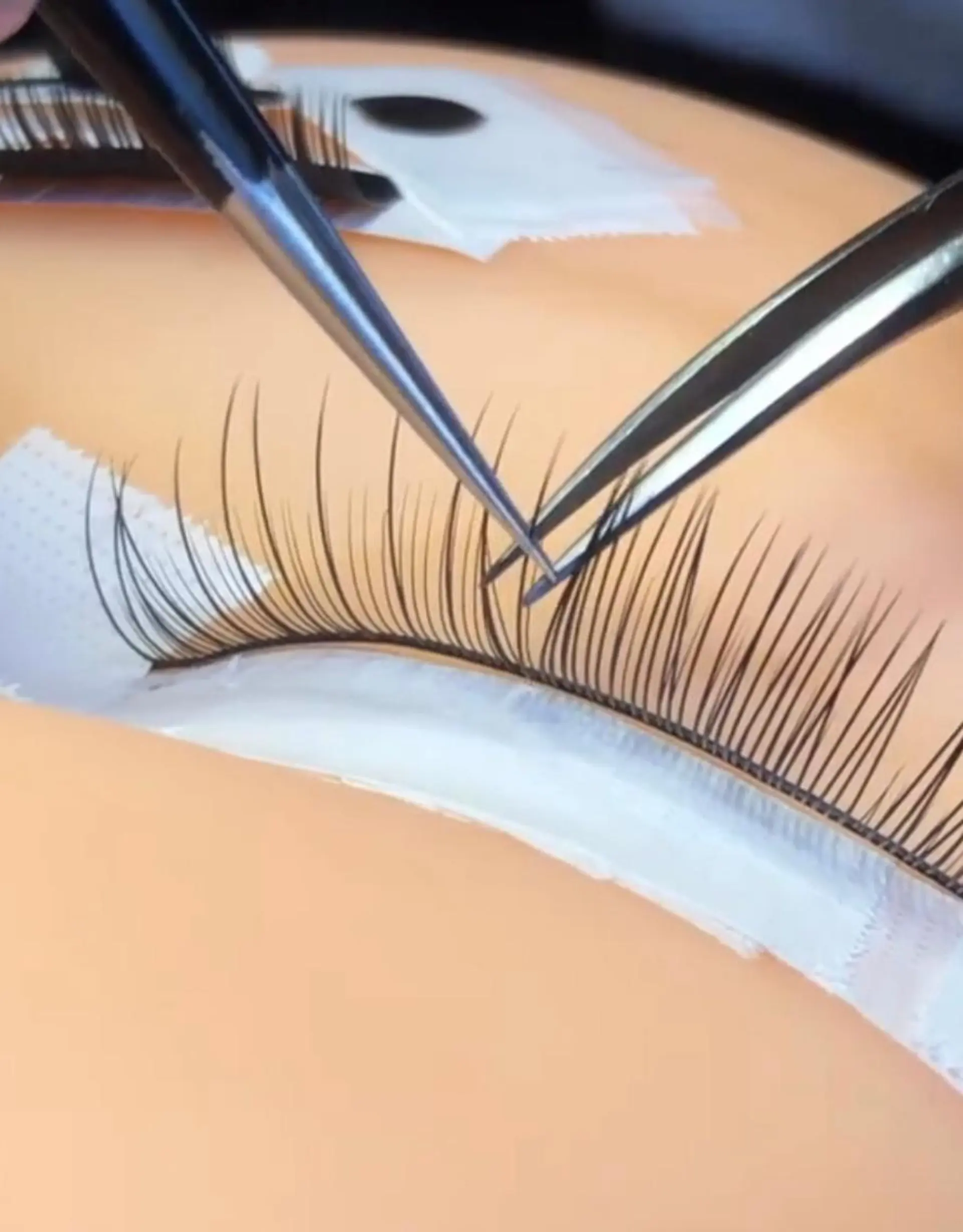 マツエク・マツパ フラットラッシュ アットホームな 駅前サロンのマツエク・マツパデザイン