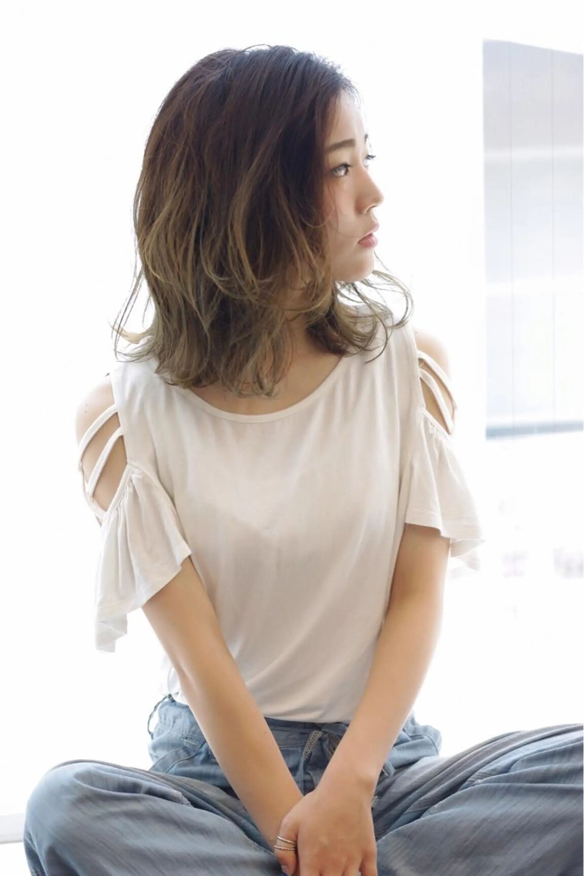 ミディアム カラー グラデーションカラー イルミナカラー 伸ばしかけ 外ハネヘア 松田 光雄のその他イメージ