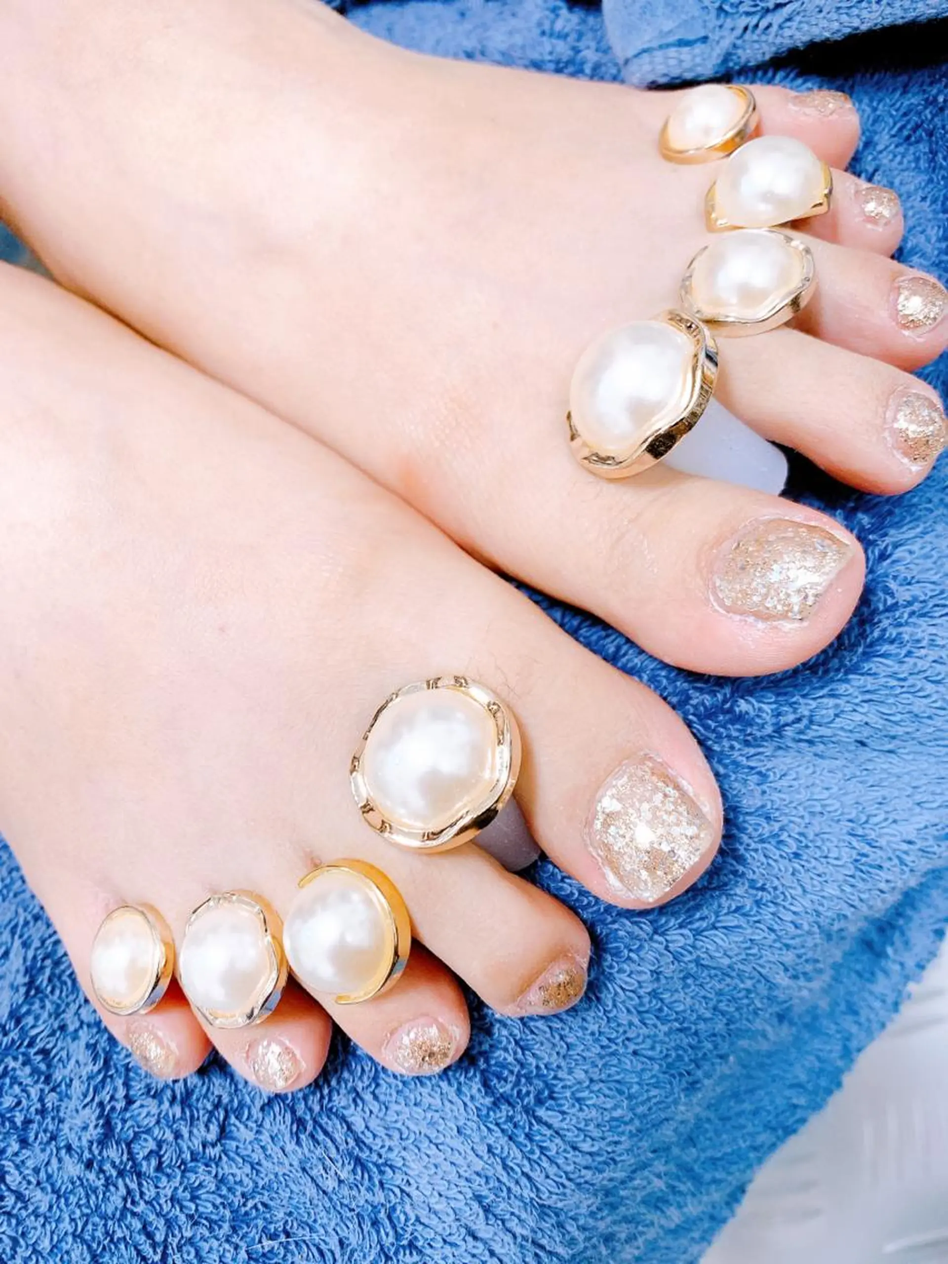 ネイル フットネイル ラメ(グリッター) ワンカラーネイル フットネイル Story nail所属・Story nail Sakuraのネイルデザイン
