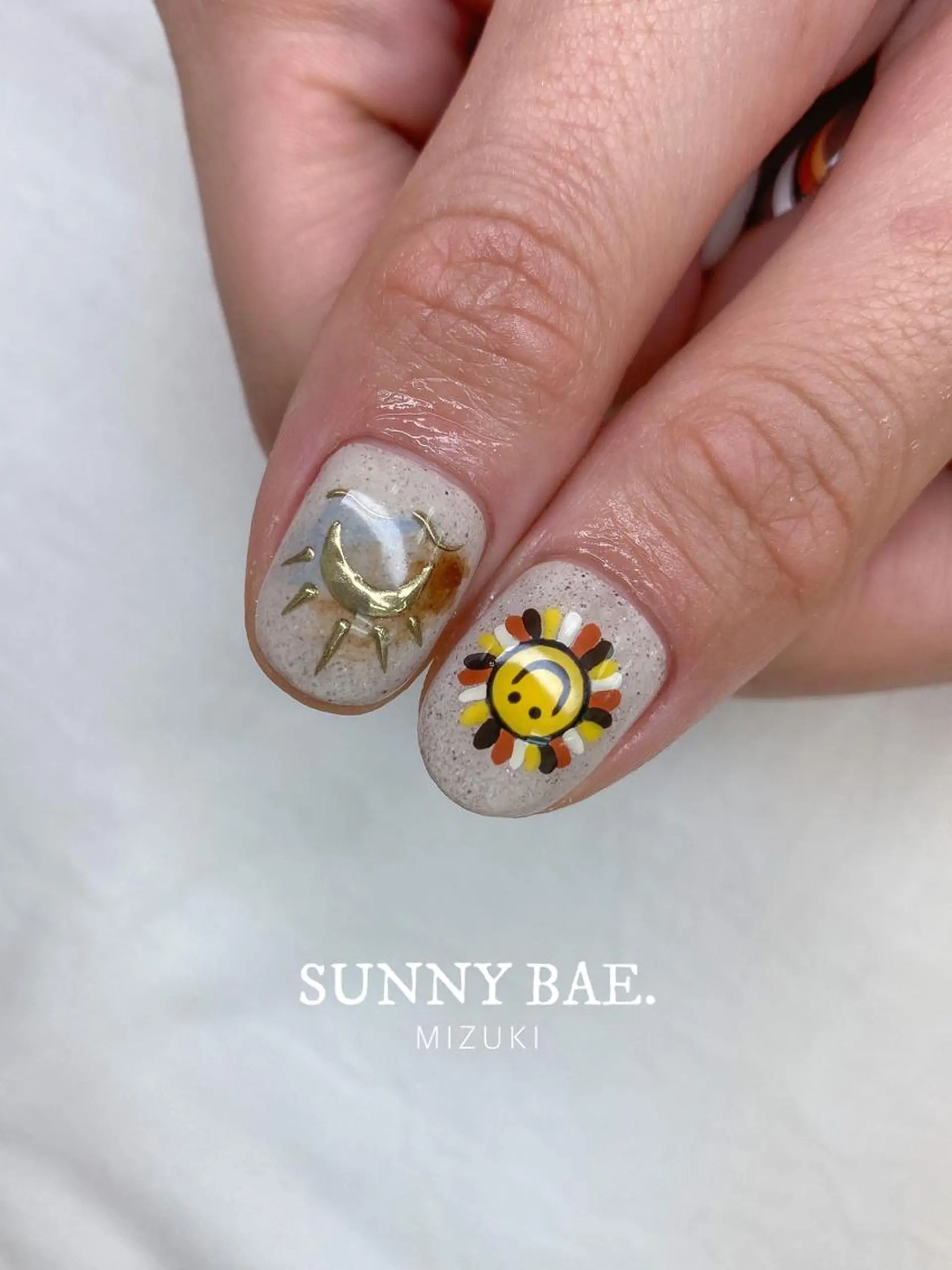ネイル ジェルネイル ミラーネイル 春ネイル SUNNY BAE. 🌼MIZUKIのネイルデザイン