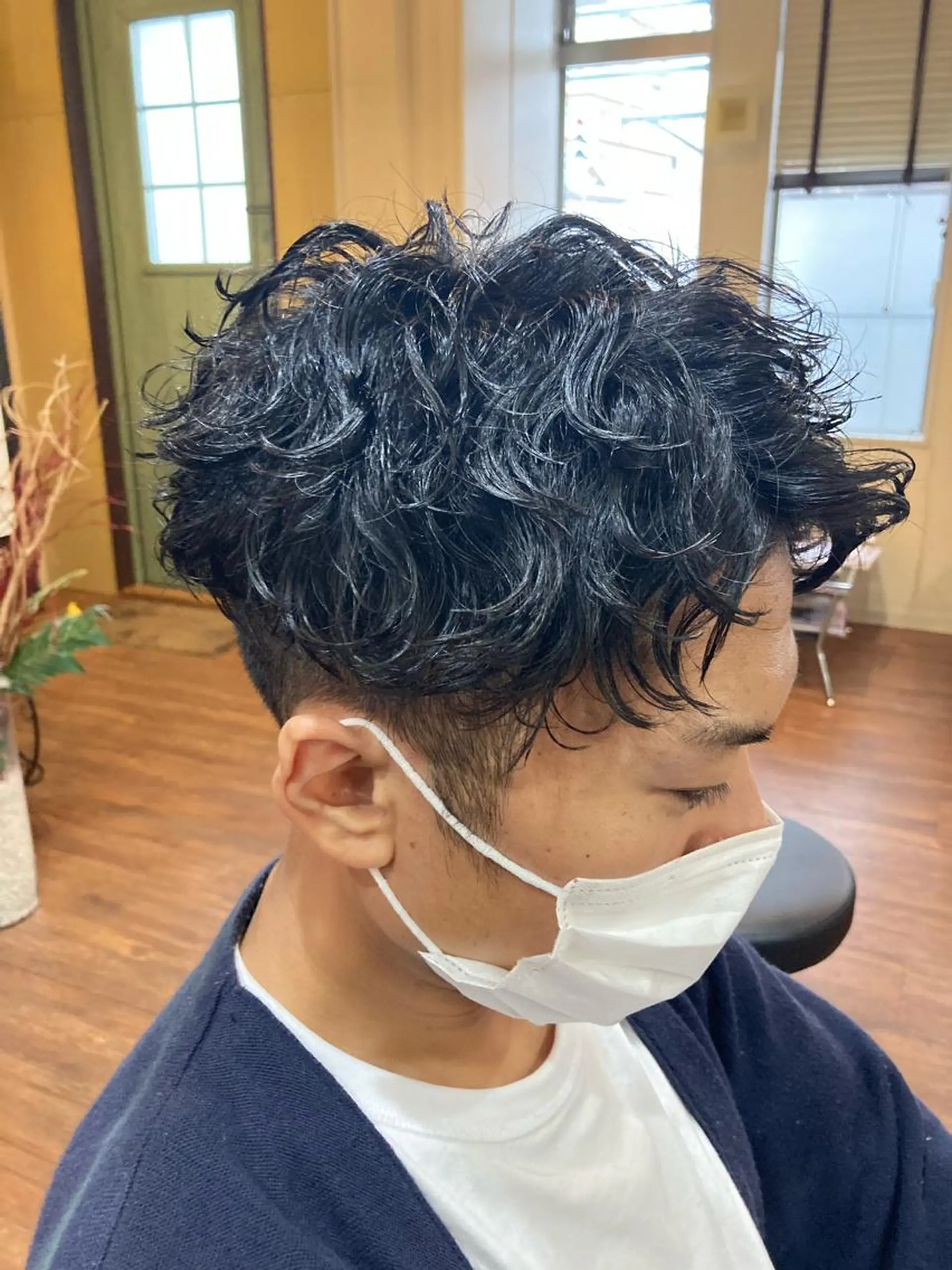 ショート パーマ メンズ メンズパーマ 波巻きパーマ カット ヘッドスパ パーマが得意な【最高 悠斗】のヘアスタイル
