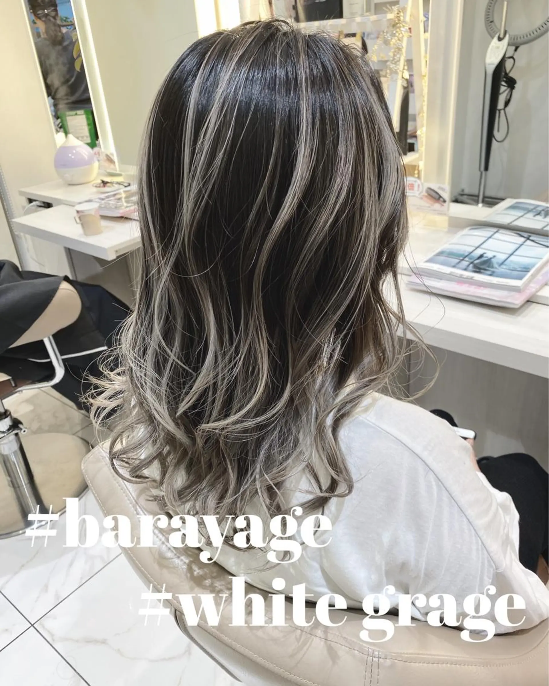 ミディアム カラー バレイヤージュ グレージュ レイヤーカット カット ヘアカラー 山崎俊輔/髪質改善 /バレイヤージュのヘアスタイル