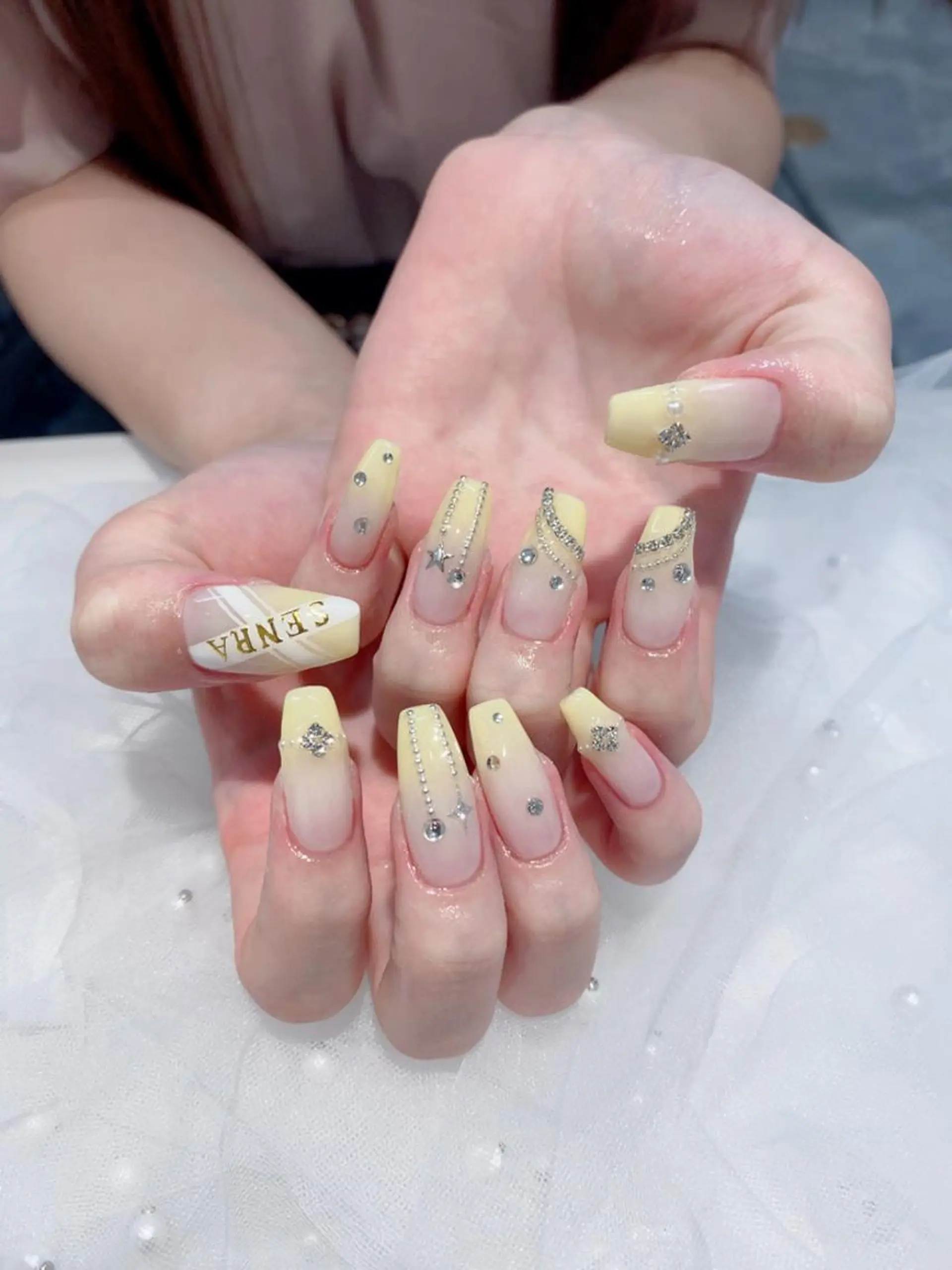 ネイル ルイス " Nail 渋谷のネイルデザイン