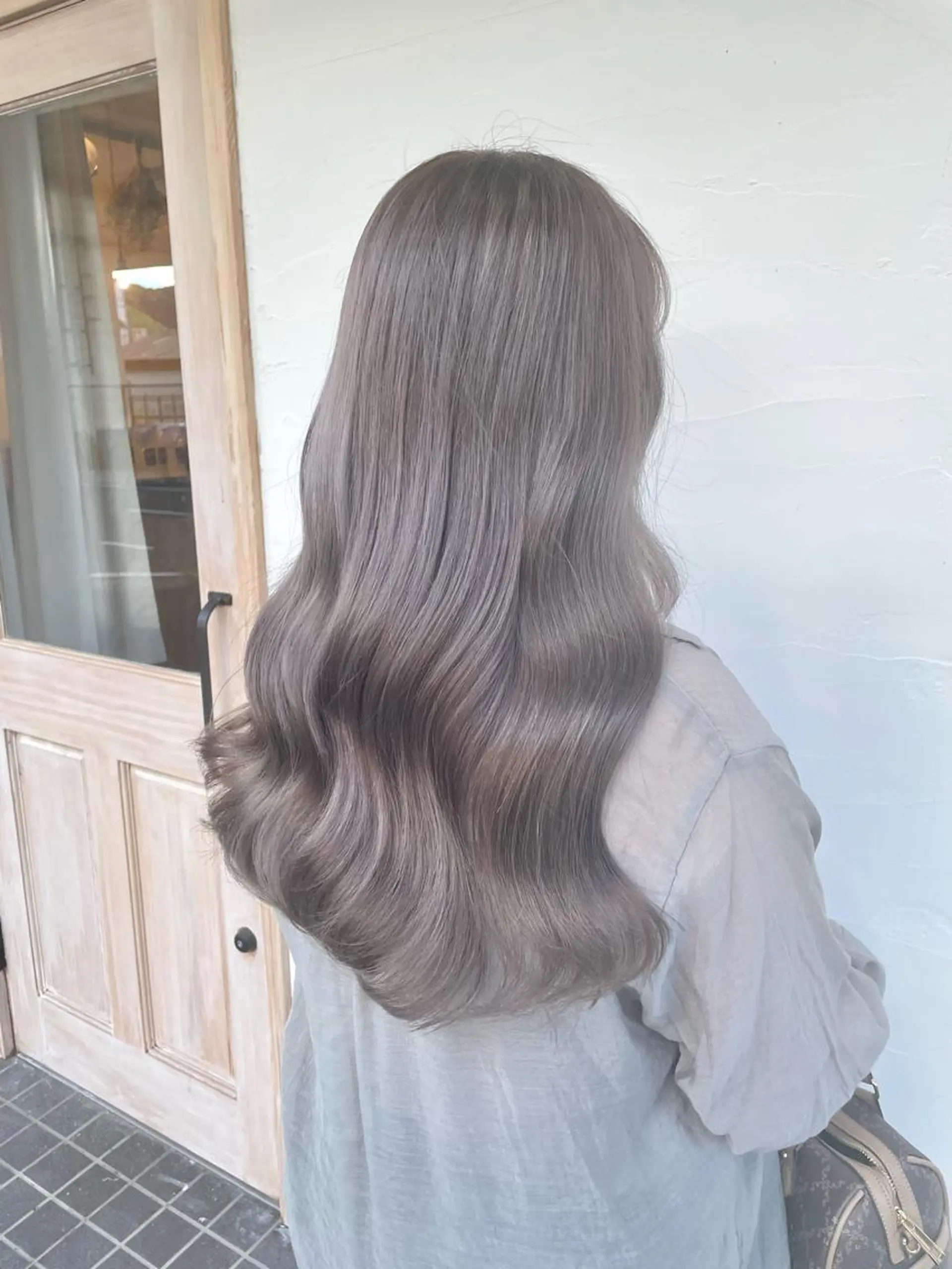 ロング カラー ブリーチ 宮城 ほのかのヘアスタイル