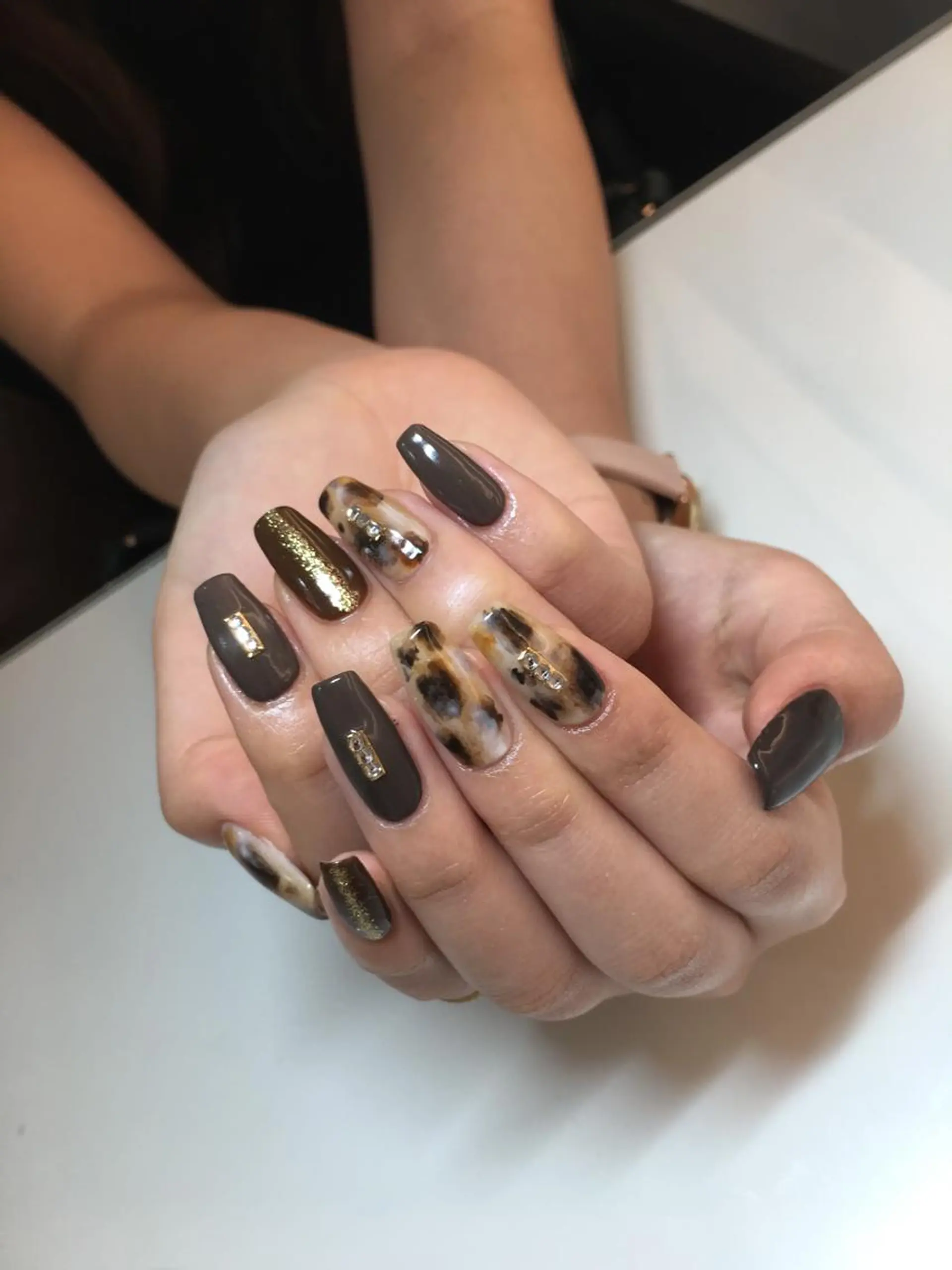 ネイル アニマル柄 アンドルーチェ スクールの眉毛・アイブロウイメージ