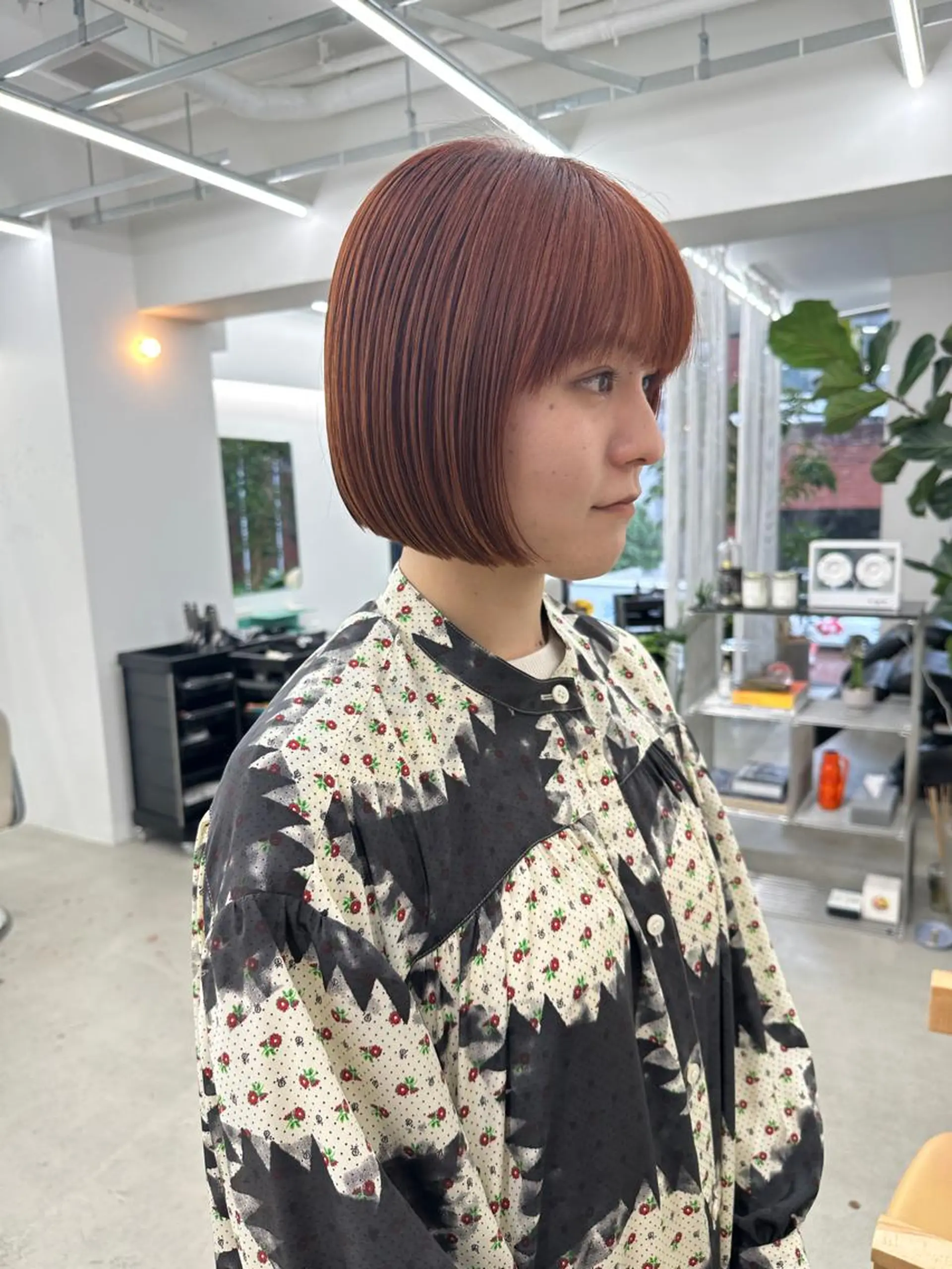 ショート カラー ブリーチ ブラウンカラー ケアブリーチ オレンジ オレンジブラウン ボブ/レイヤー/ケア パーマ/リュウタのヘアスタイル