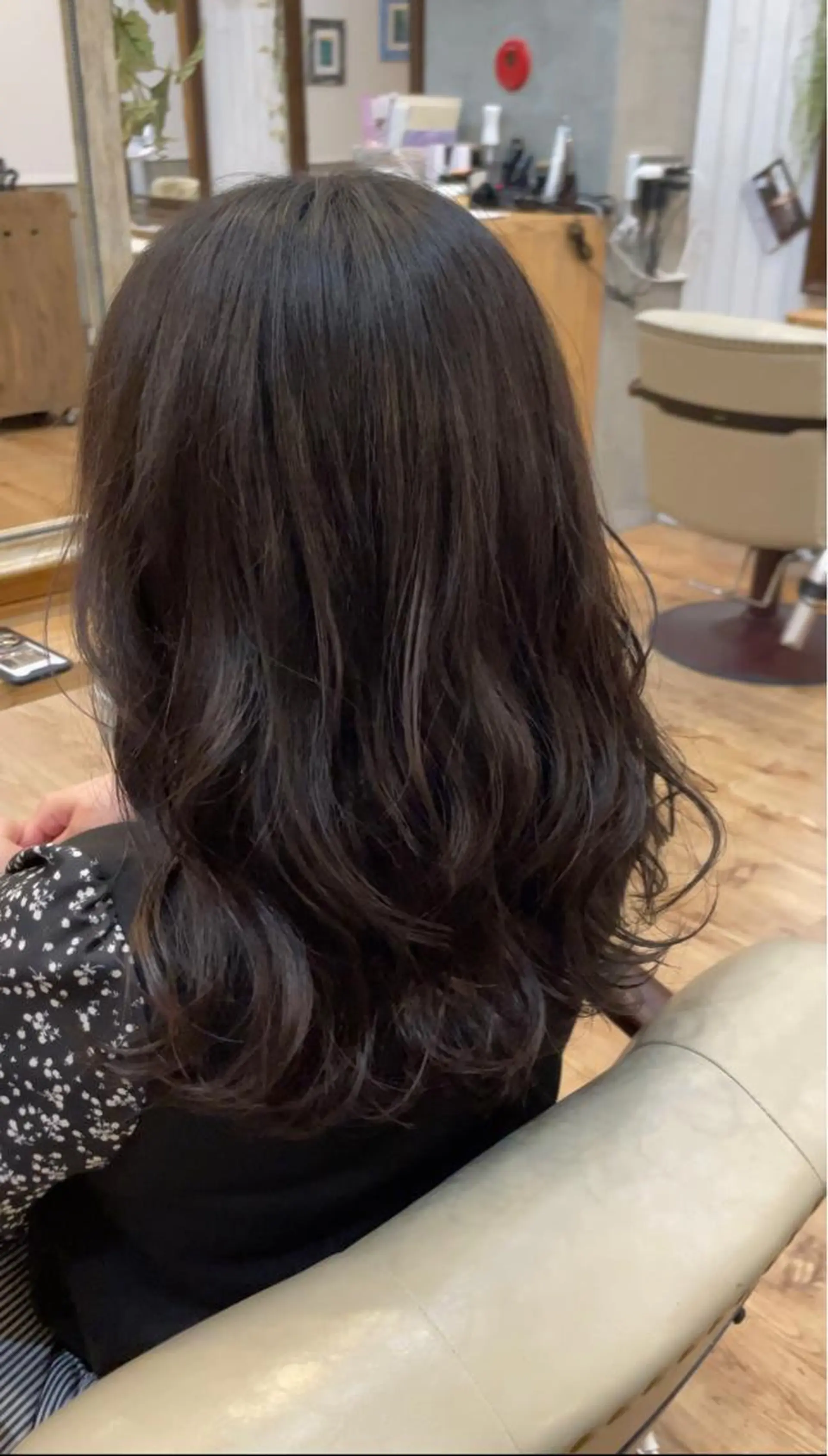 カラー ボブ、レイヤー、 ハイトーン、古淵のヘアスタイル