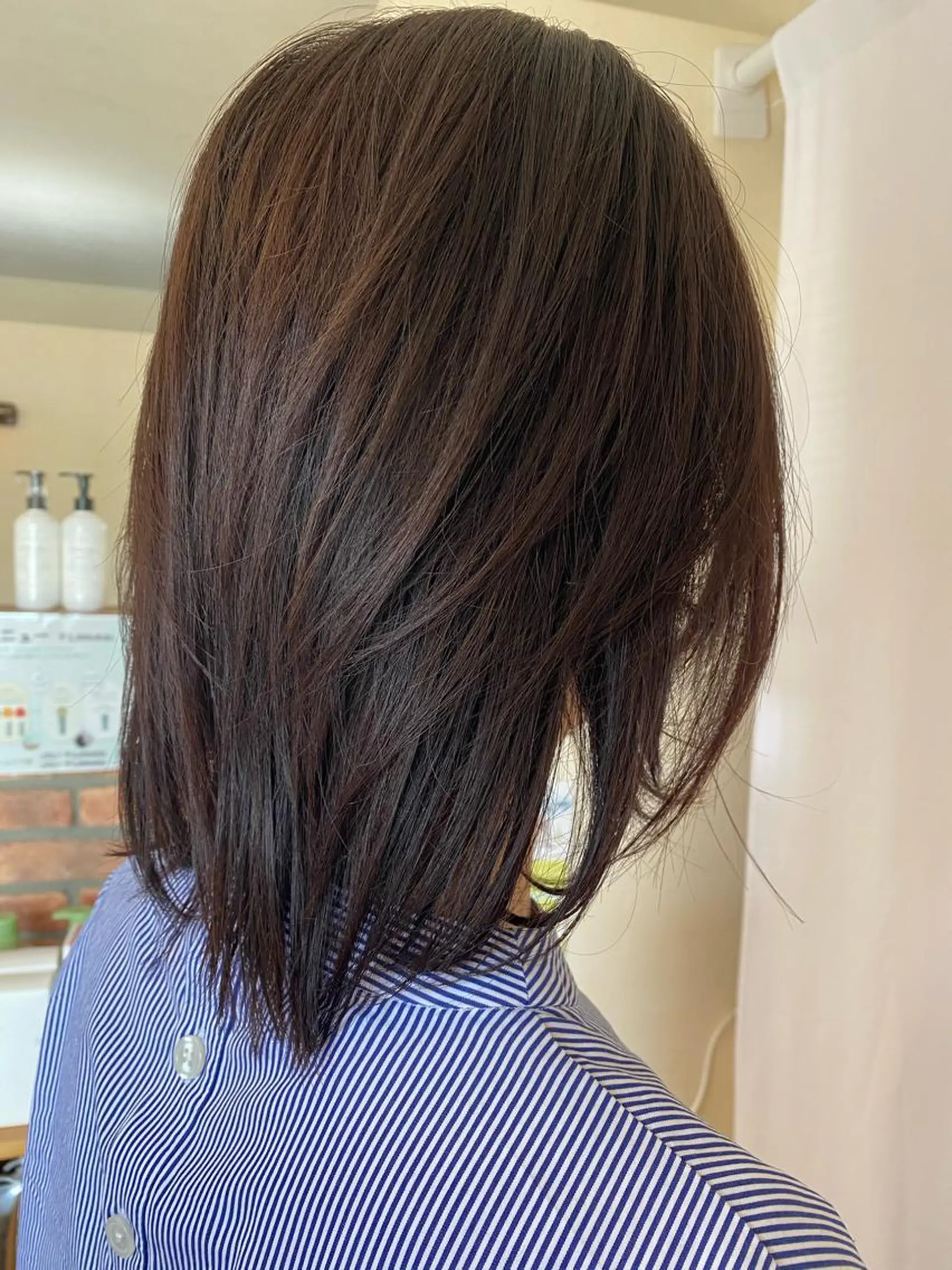 ミディアム 柴山 美芽のヘアスタイル