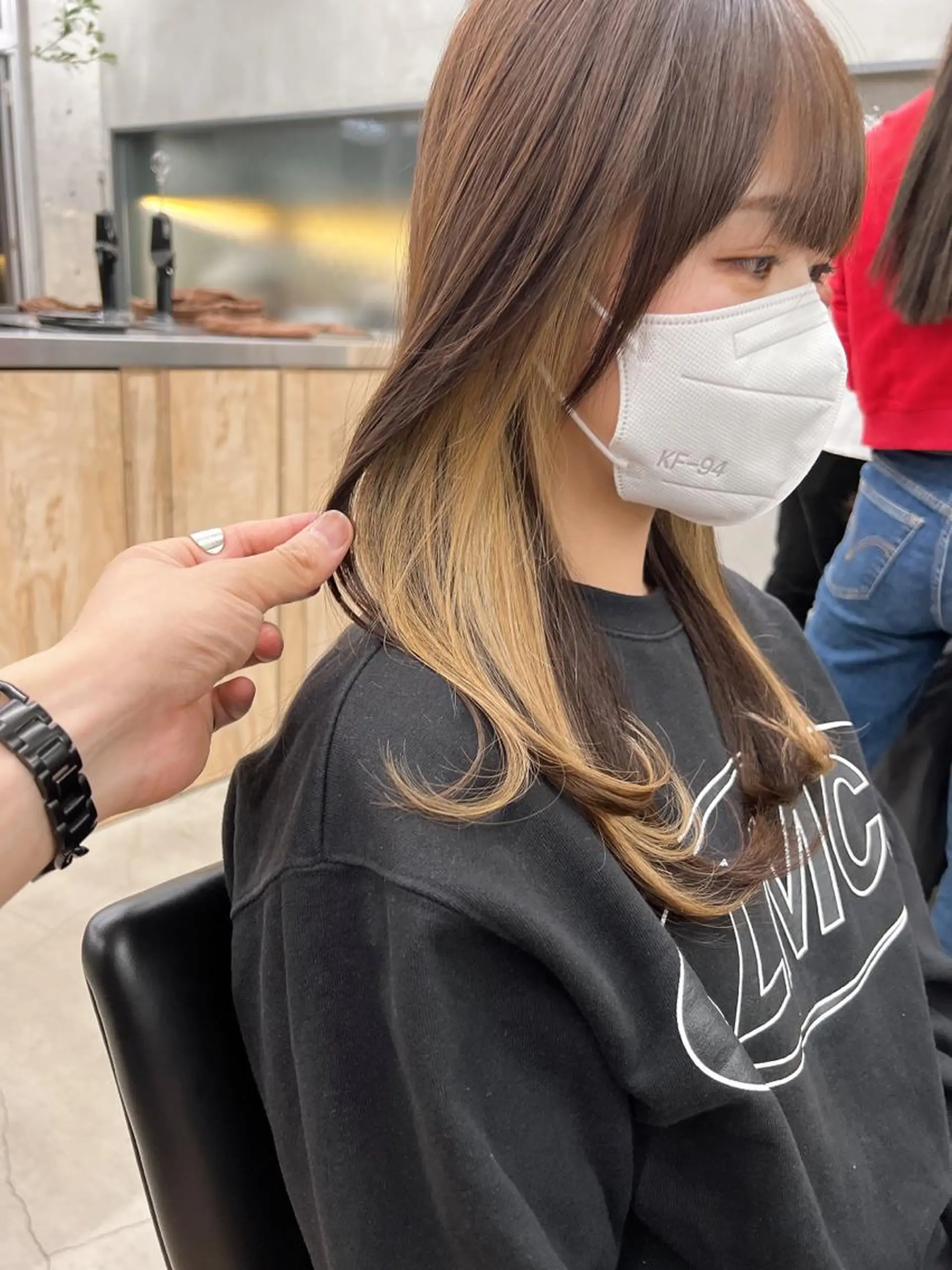 ロング カラー インナーカラー ヘアカラー 誰よりも丁寧なカット 🍀小林輝のヘアスタイル