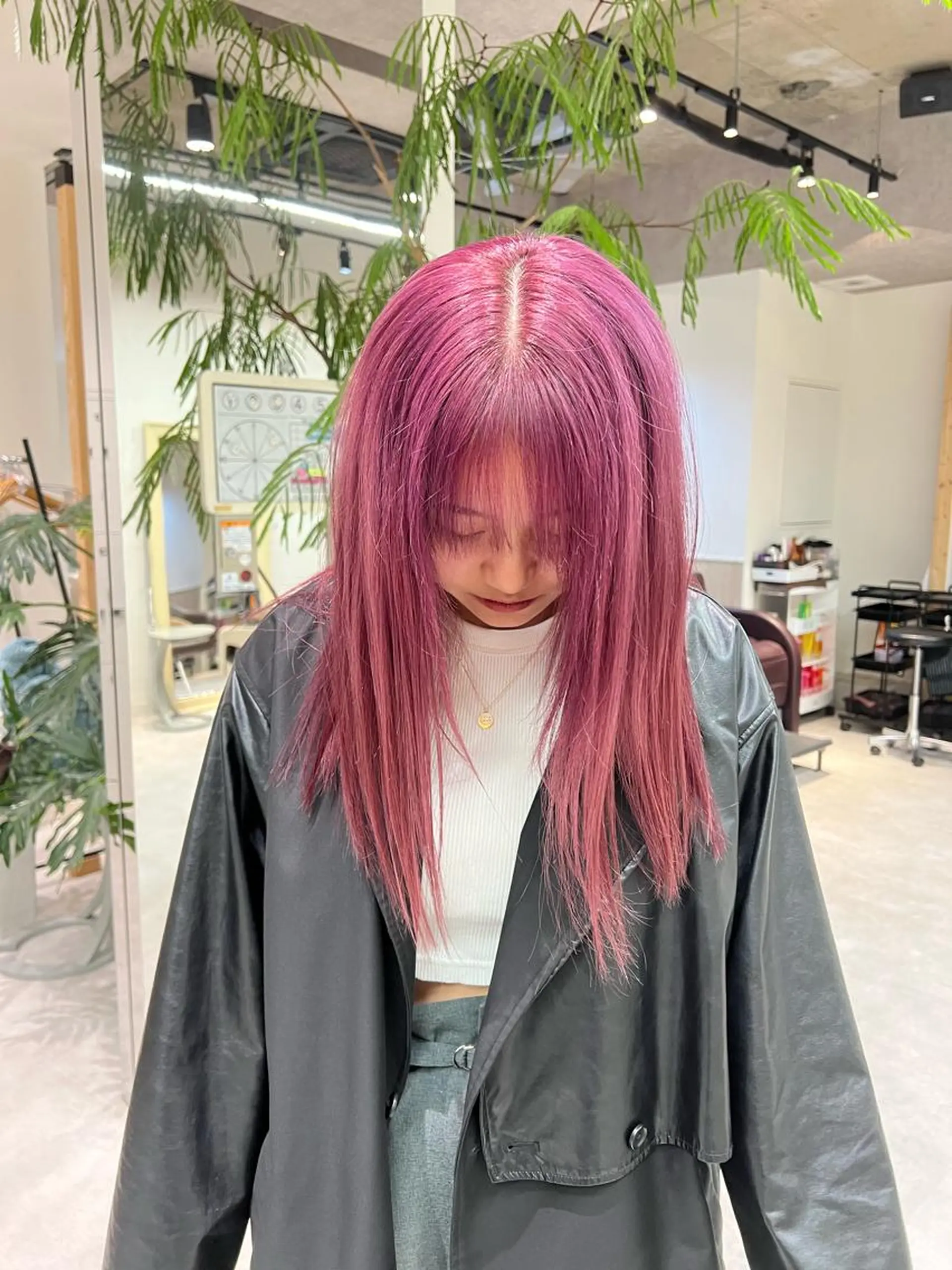 セミロング カラー ヘアカラー トリートメント 🍀お悩み改善憧れの 美髪　小林風雅のヘアスタイル