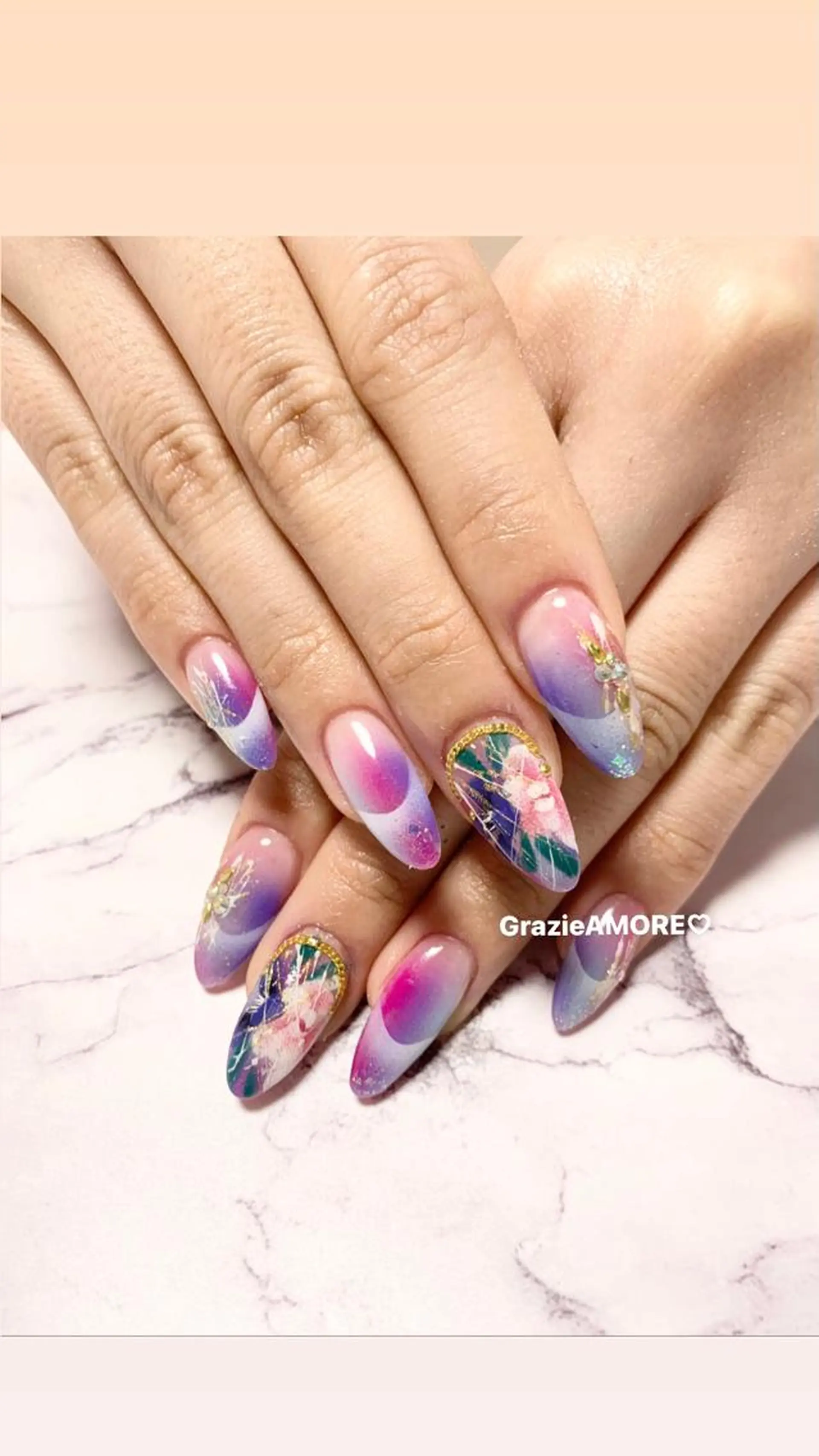 ネイル ハンドネイル Grazie AMOREのネイルデザイン