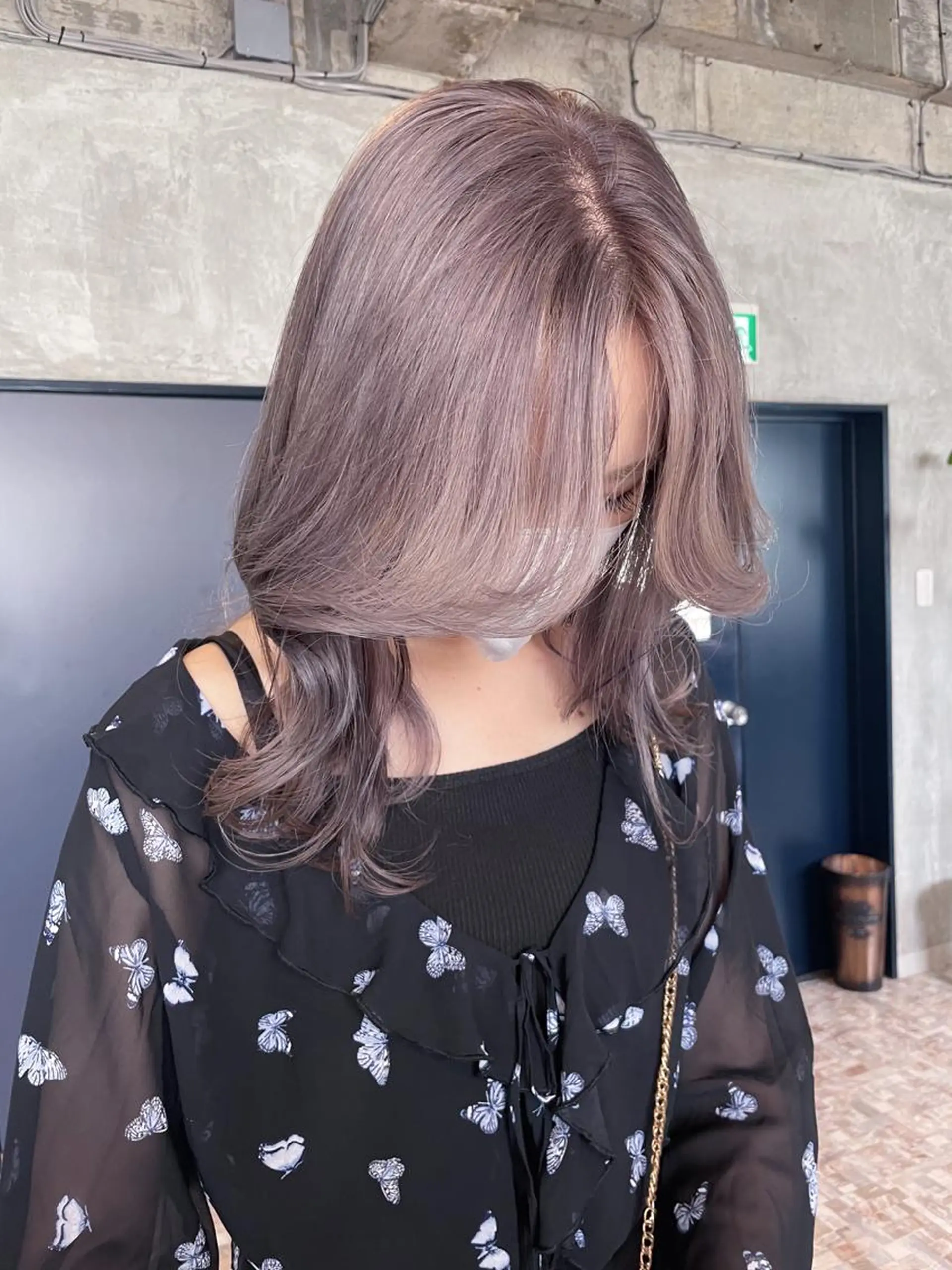 ミディアム カラー グレージュ ラベンダーカラー ラベンダーグレージュ ラベンダーグレー risako🇰🇷 韓国ヘア/レイヤーのヘアスタイル