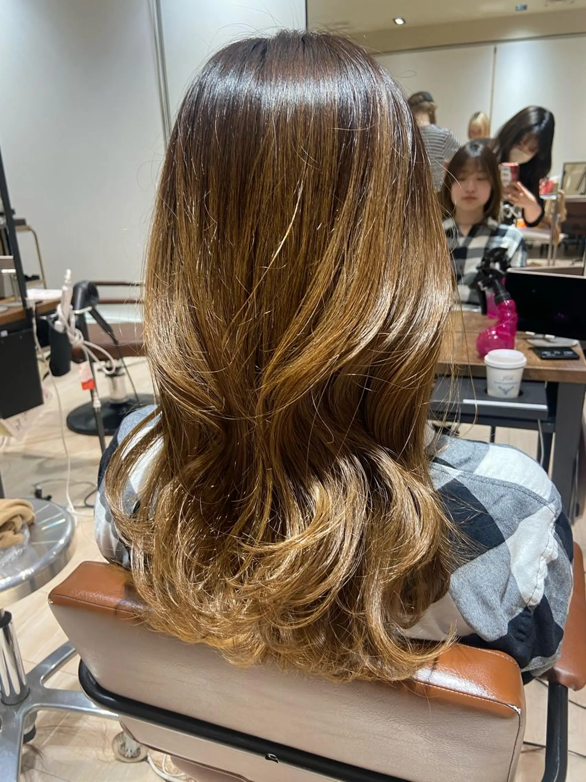 ロング レイヤーカット 🎀大竹美侑／顔まわ りカット／レイヤーのヘアスタイル