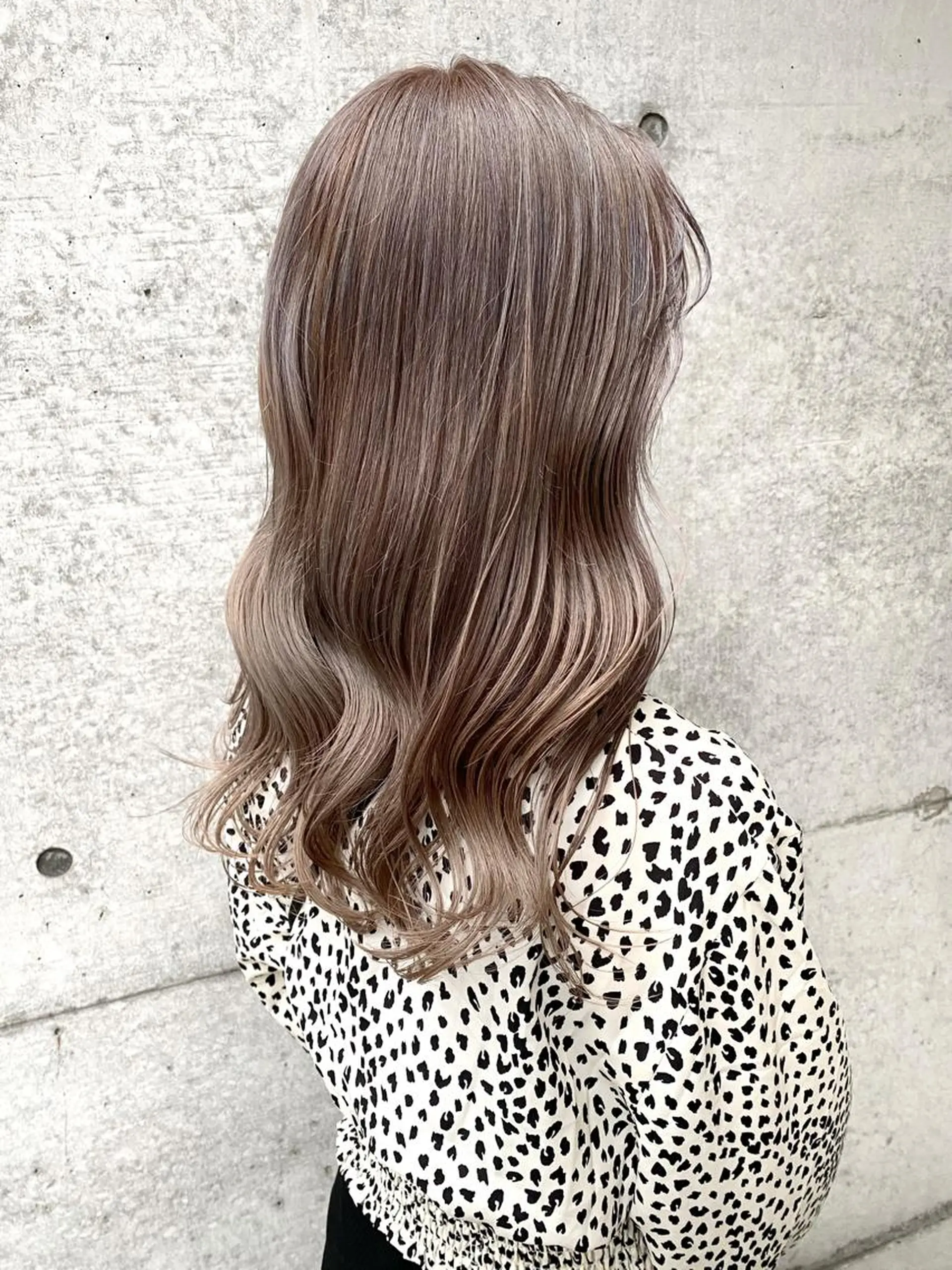 ロング カラー clomus所属・YUKA艶髪 🌸寛ぎ部屋のヘアスタイル