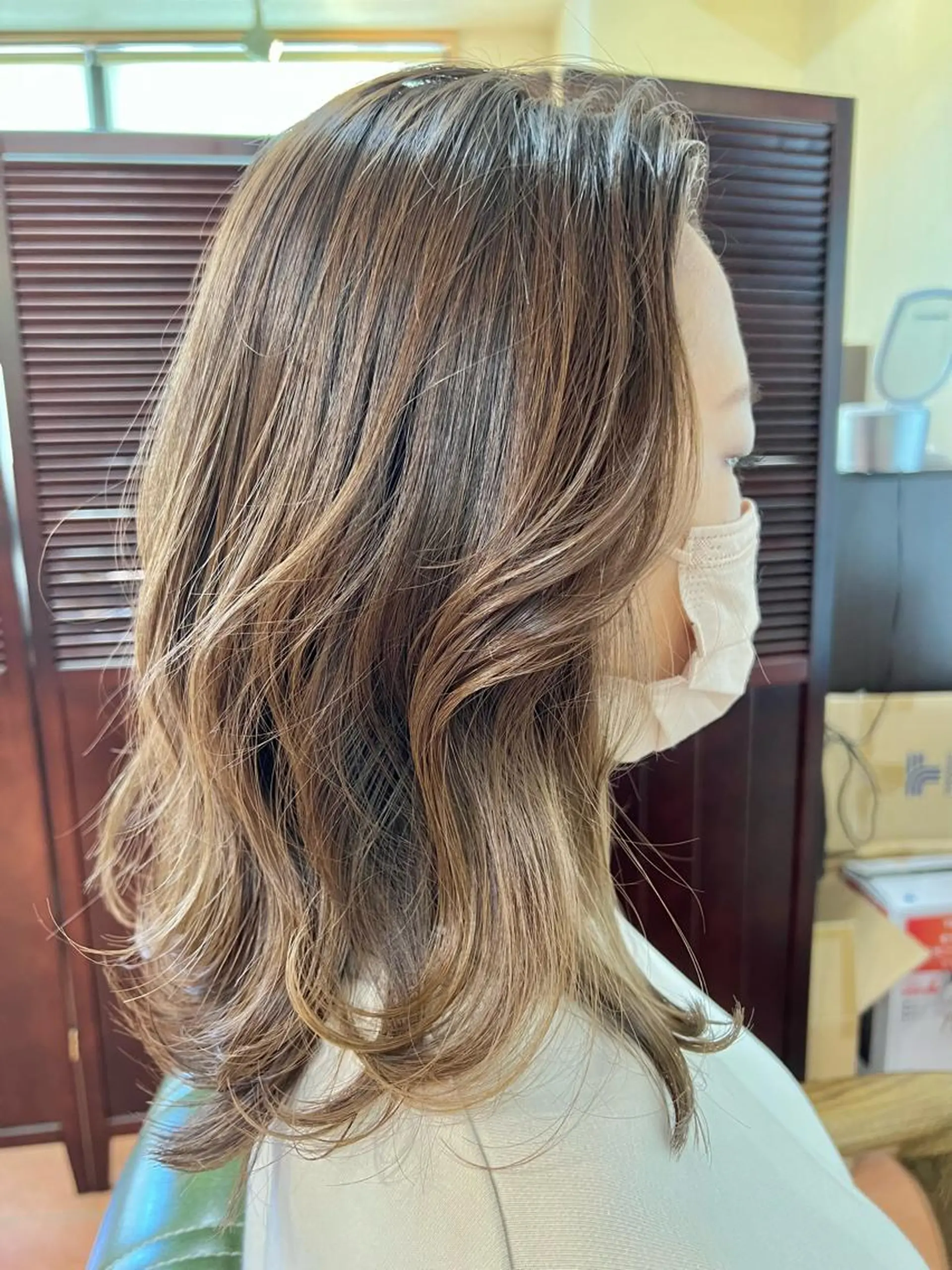 ミディアム カラー ヘアカラー 石井 佑樹のヘアスタイル