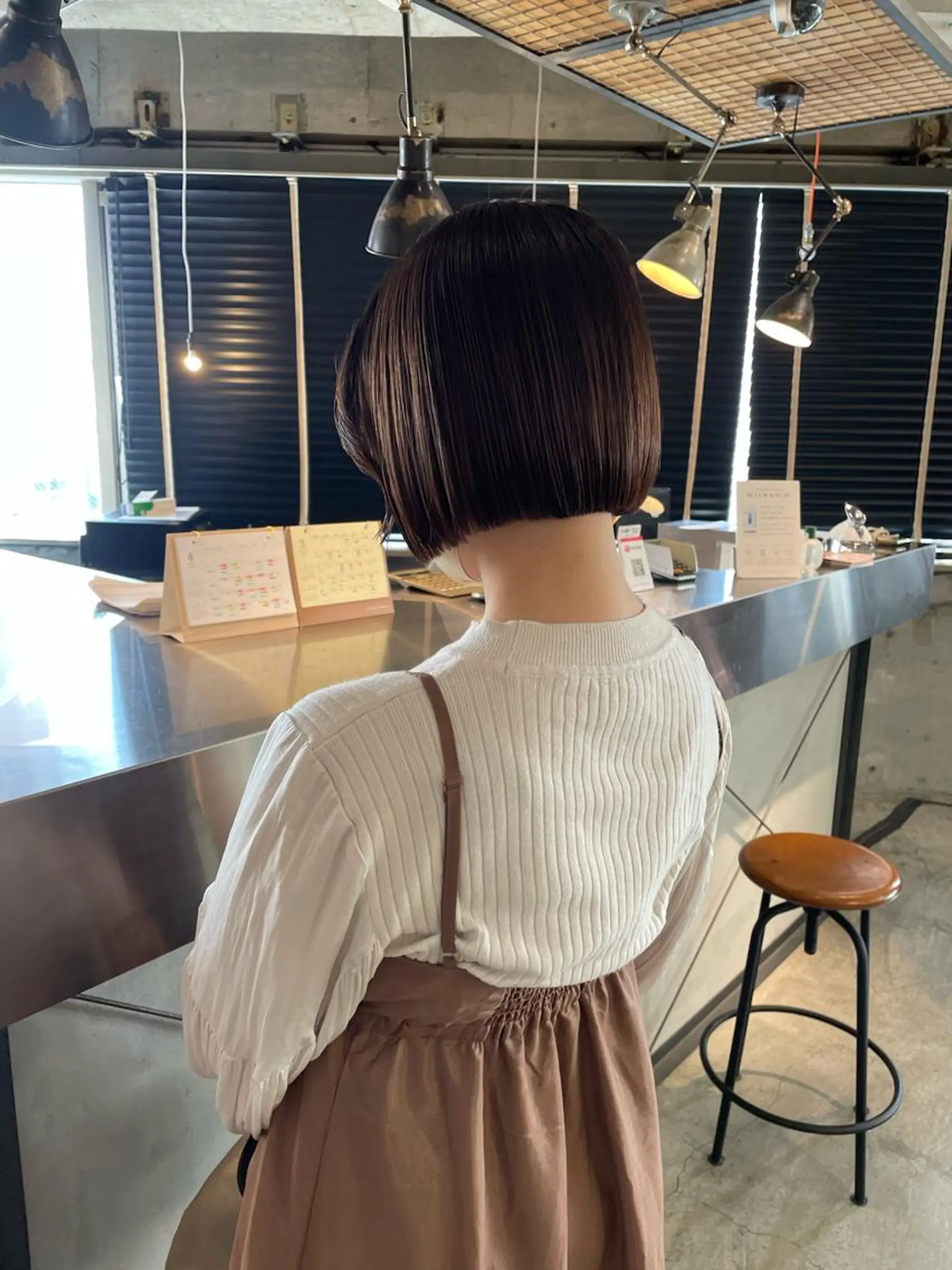 ミディアム カラー ショートカット募集中 /NAGISAのヘアスタイル